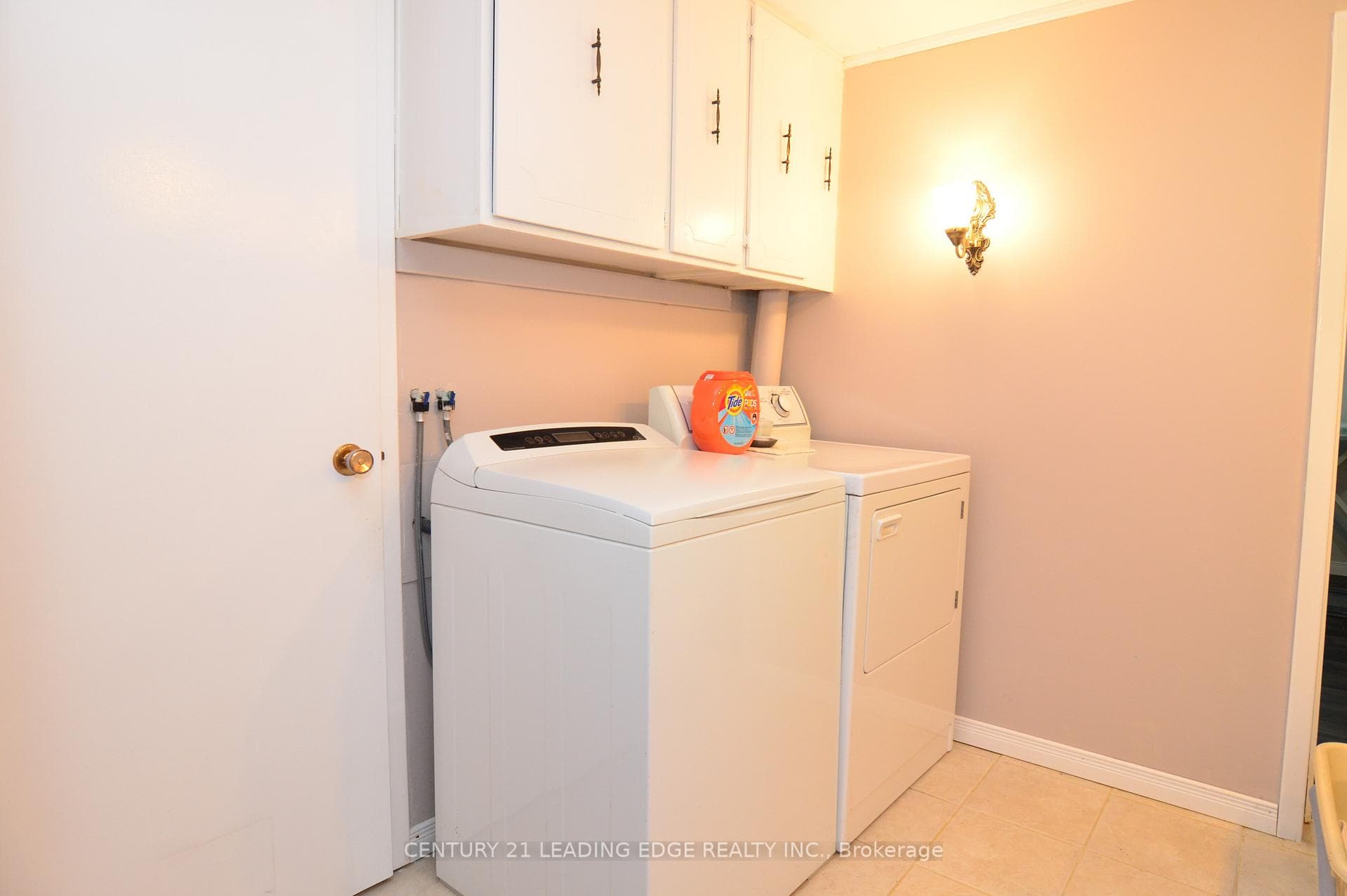 Laundry (Basement)