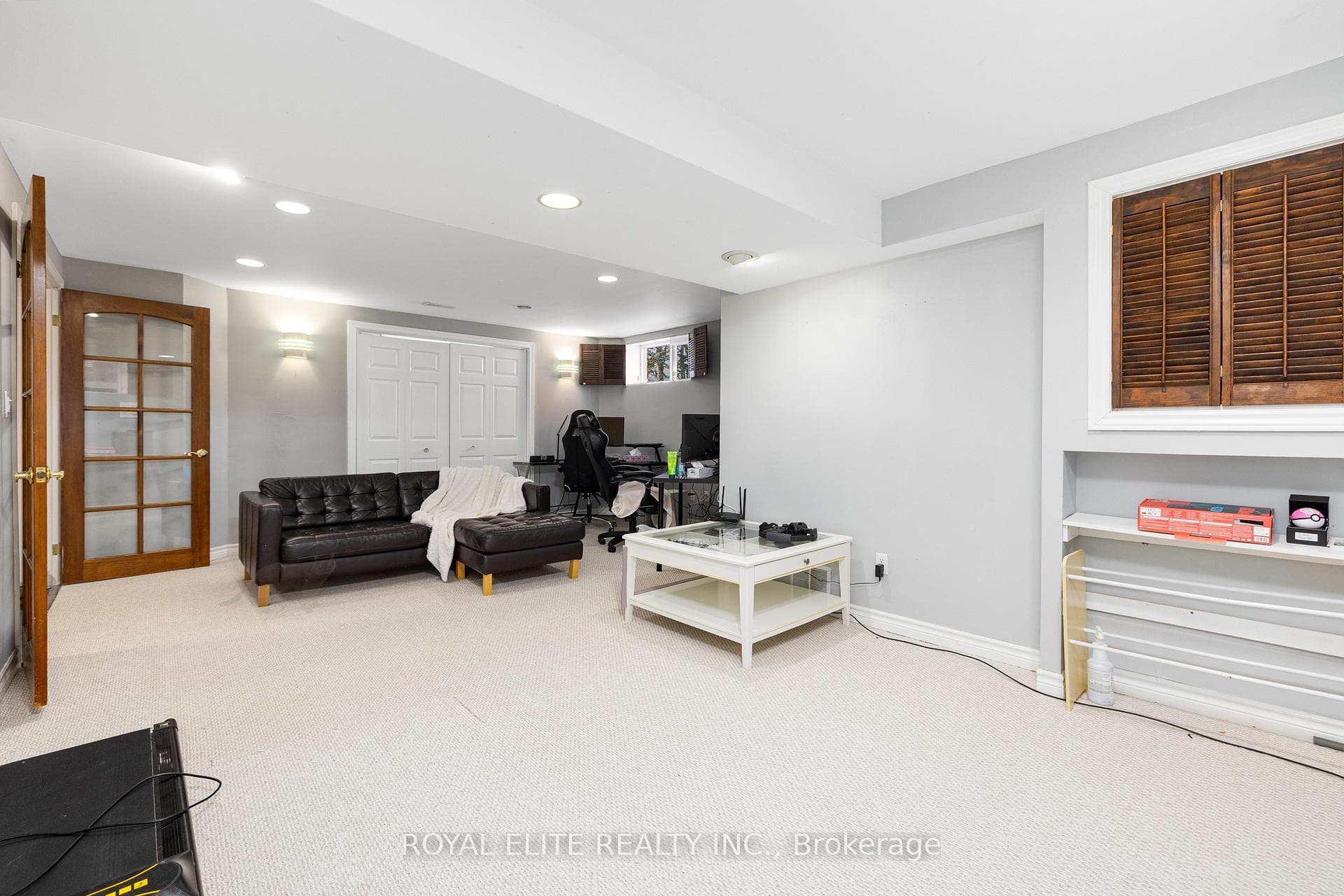 2979 Picton Place photo 36