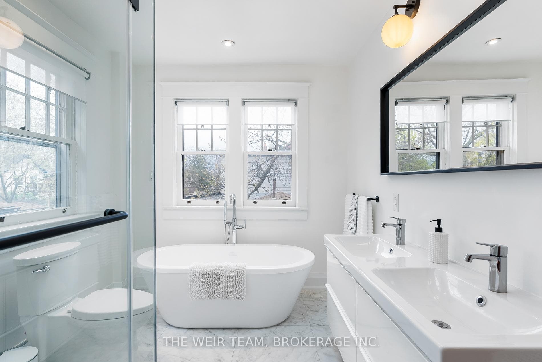 25 Oak Park Avenue photo 15