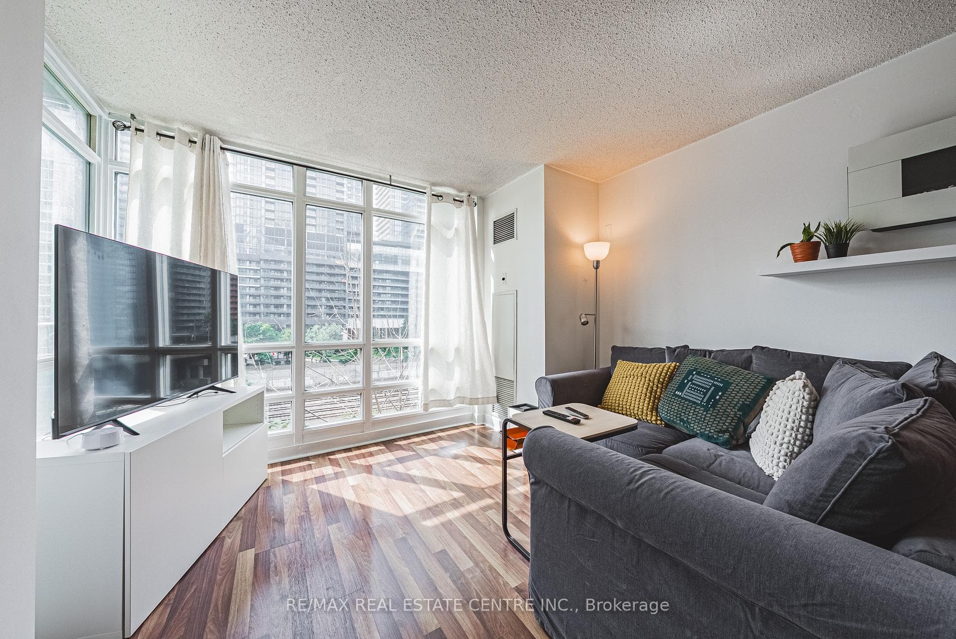 381 Front Street Unit 509 photo 18