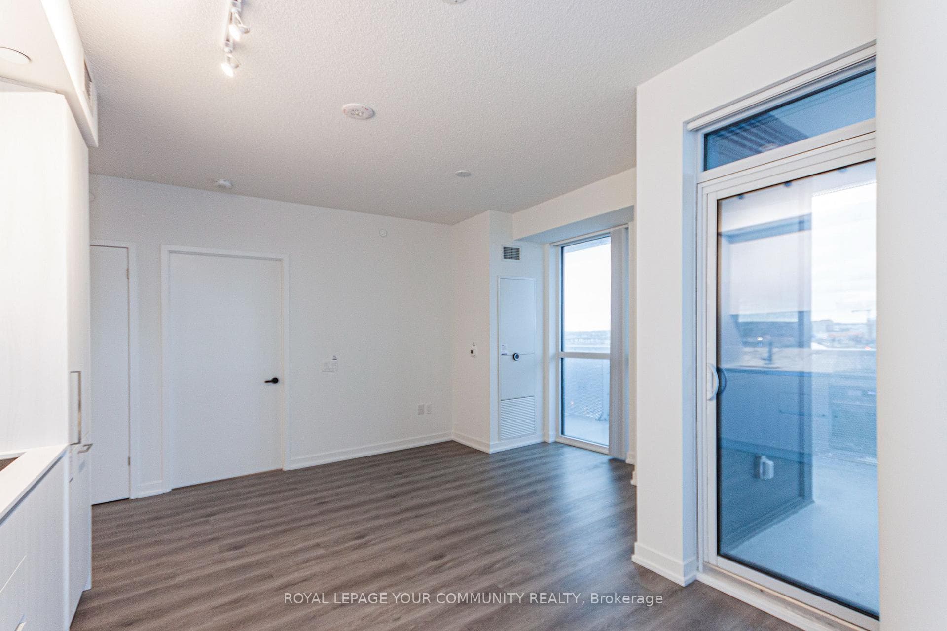 225 Commerce Street Unit 712 photo 7