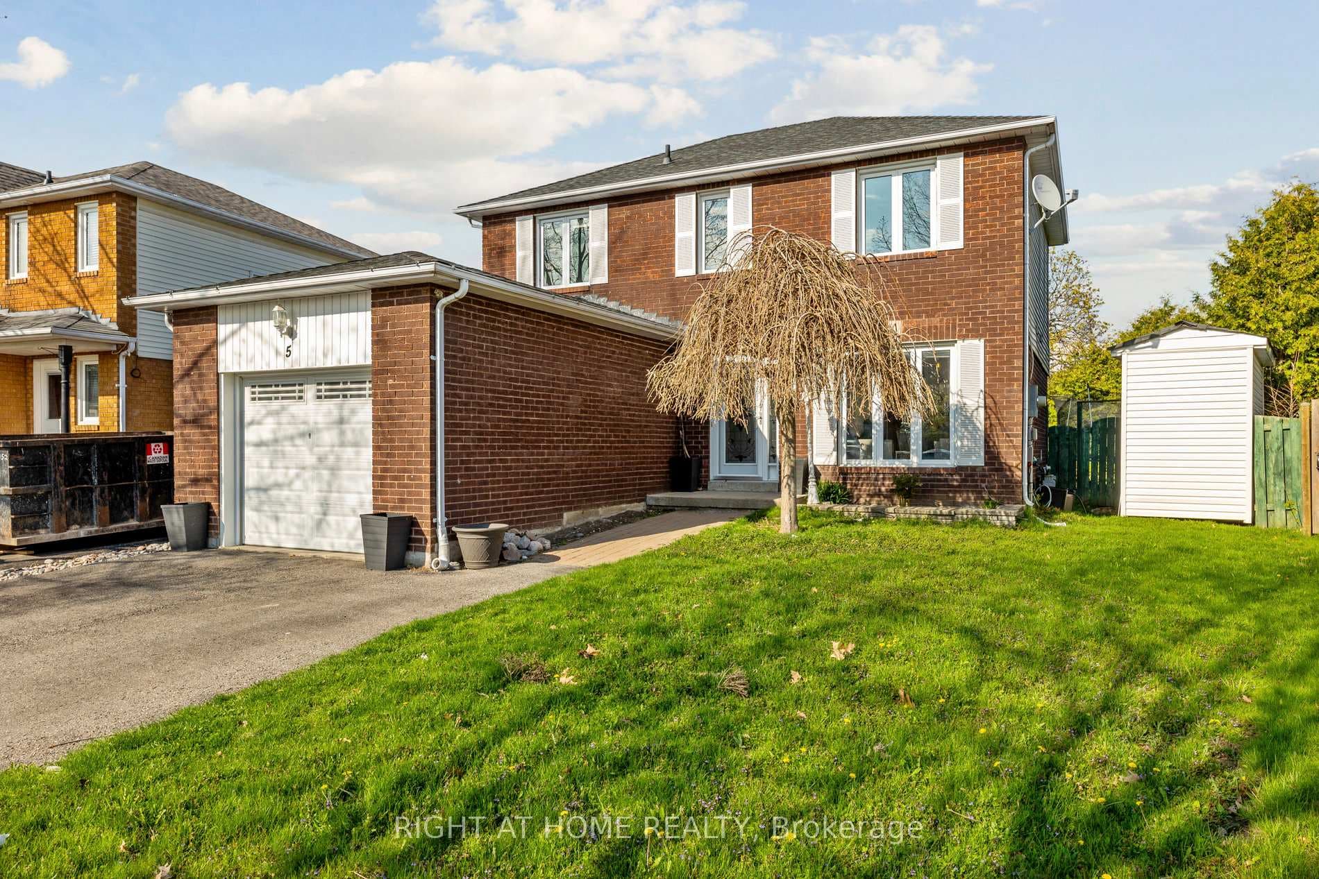 5 Coulson Court photo 1