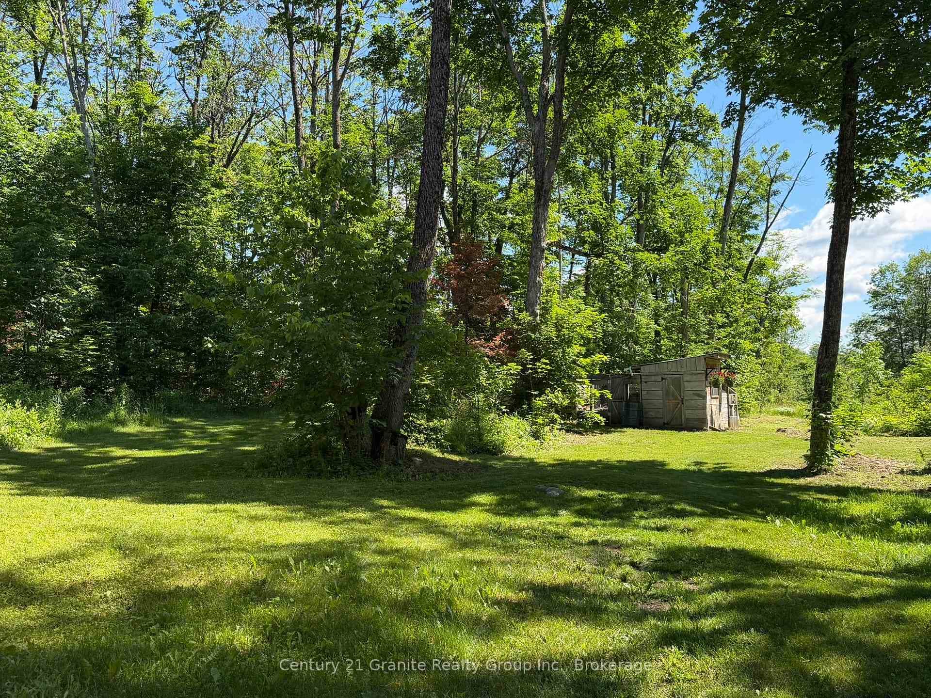 1048 Bacon Road photo 34