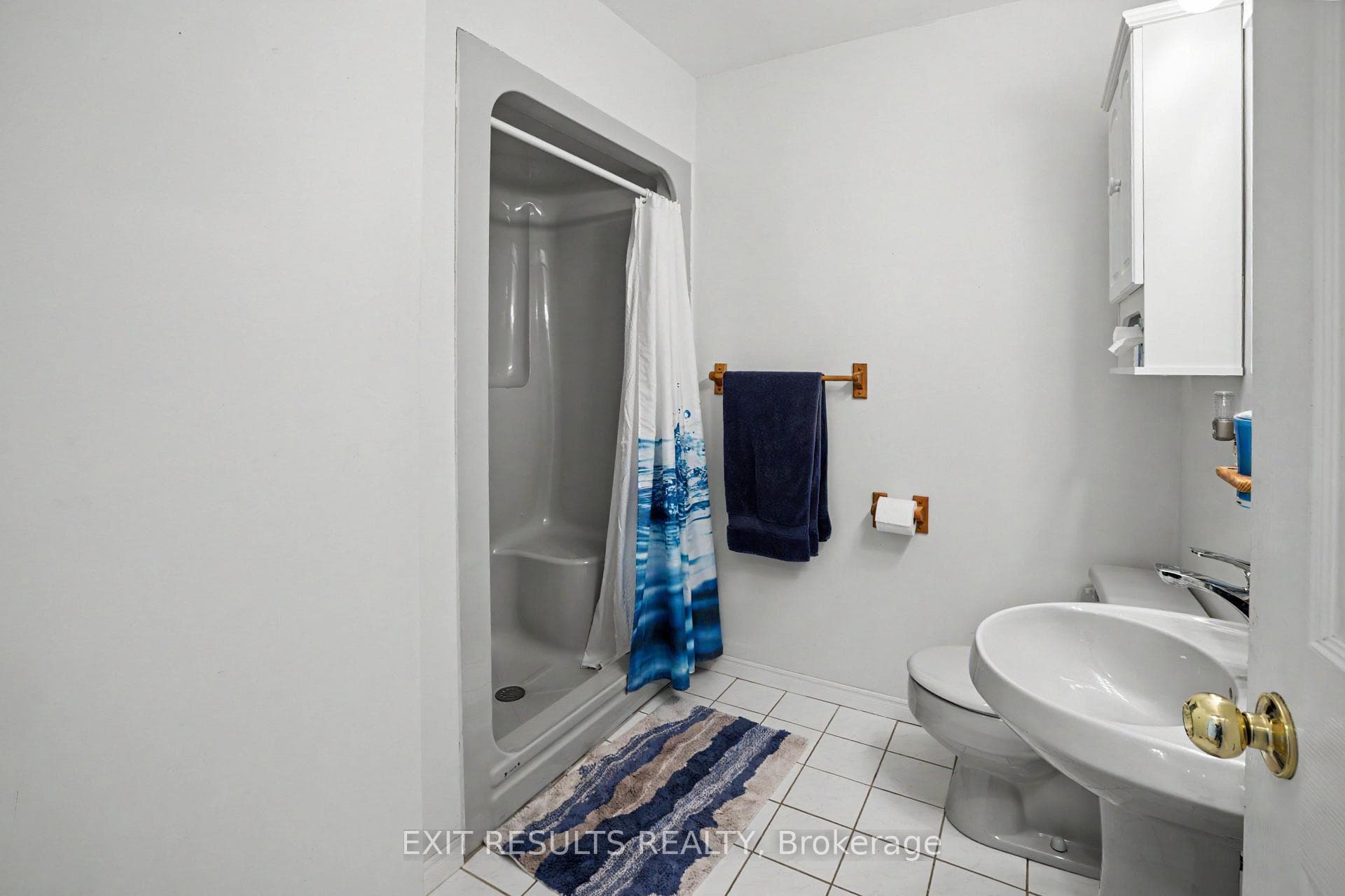 3 Piece Bathroom/Main floor