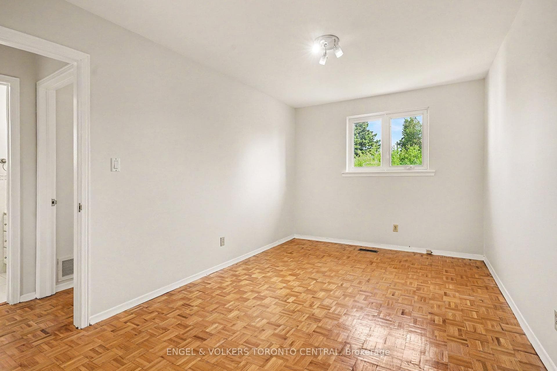 45 Edilou Drive photo 21