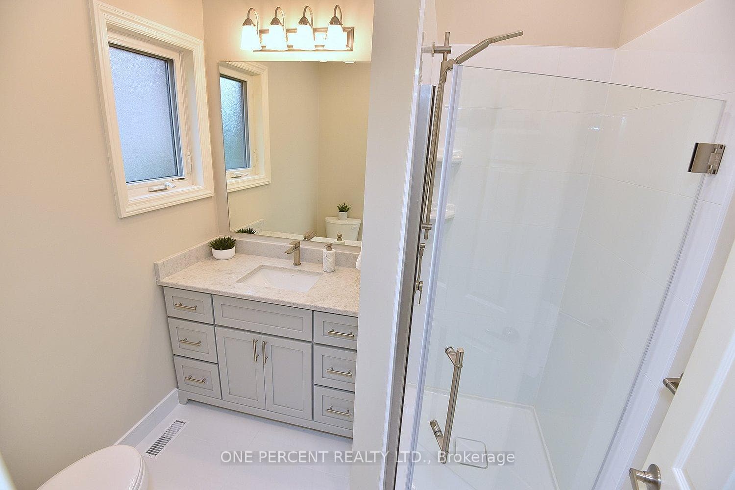 3 Pc Updated Ensuite