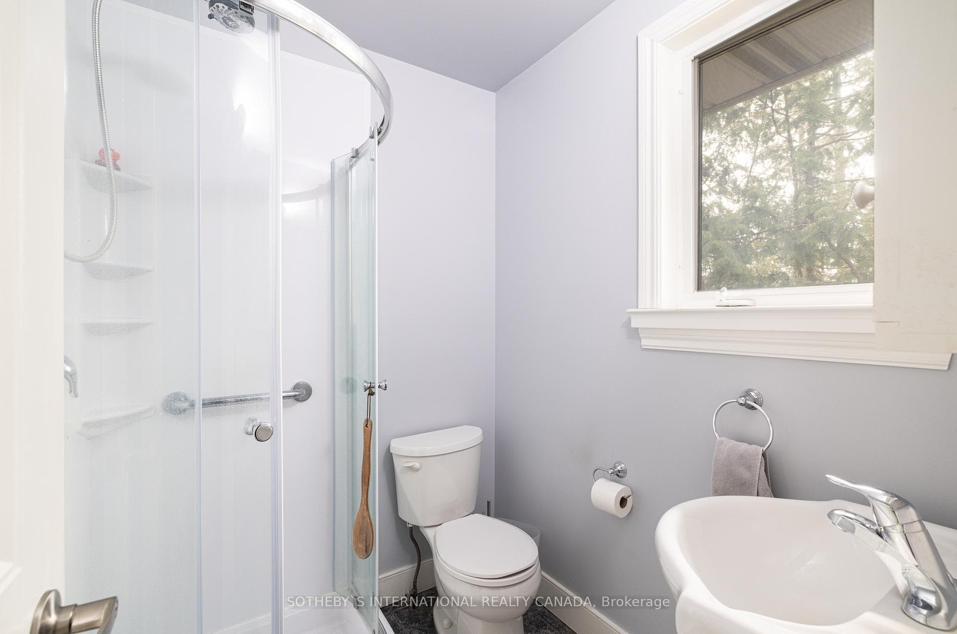 376 Lakeshore Road photo 12