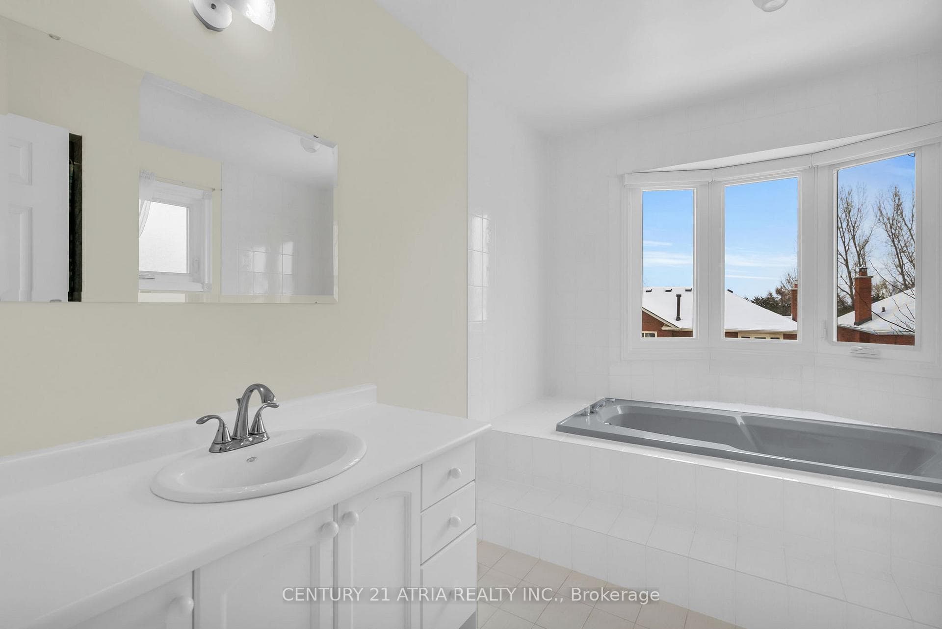 21 Woodstone Avenue photo 31