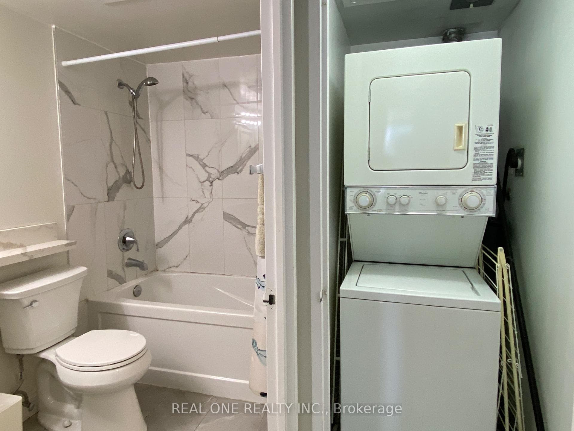 28 Empress Avenue Unit 1917 photo 8