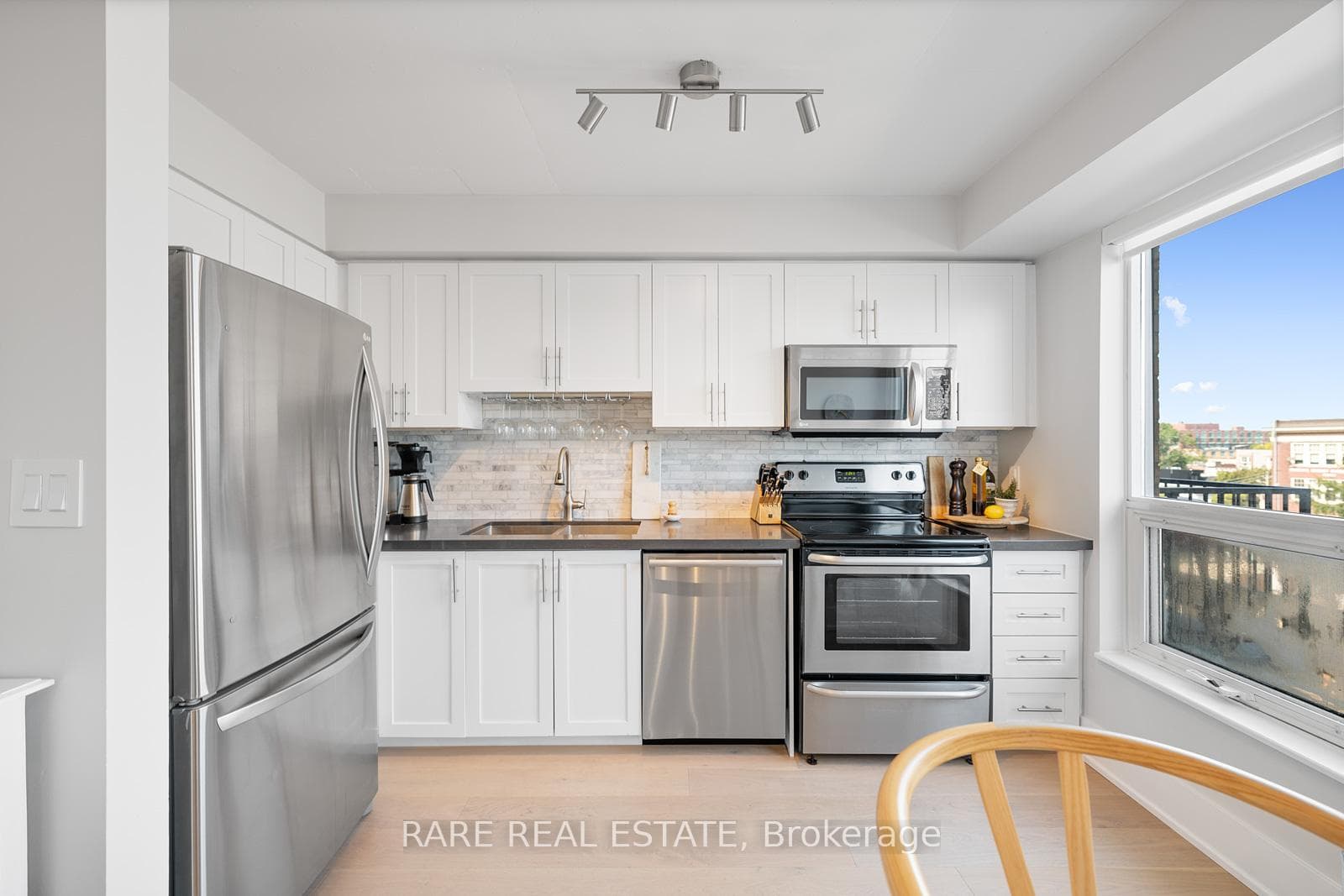 800 King Street Unit 618 photo 9
