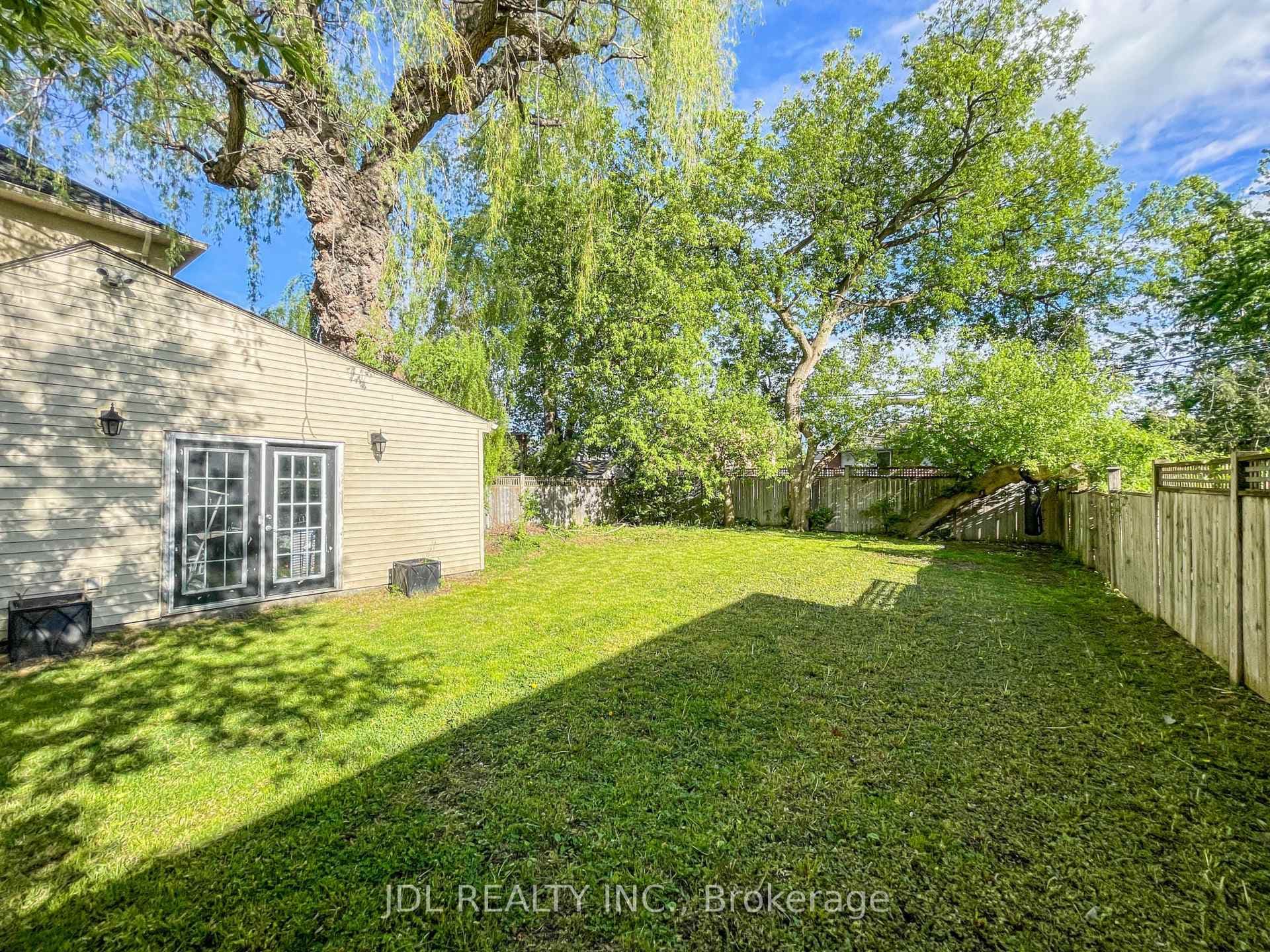 209 Harlandale Avenue Unit (Upper) photo 27