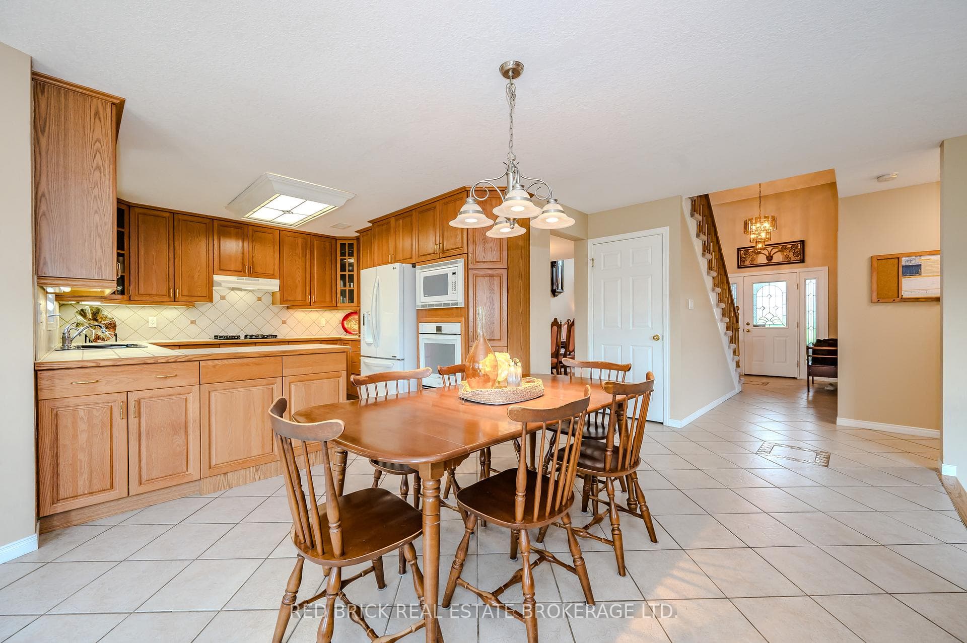210 Summerfield Drive photo 12