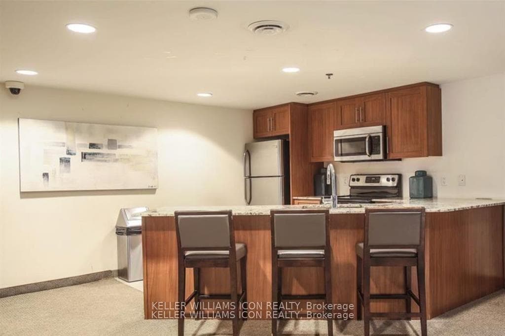 195 Besserer Street Unit 301 photo 27