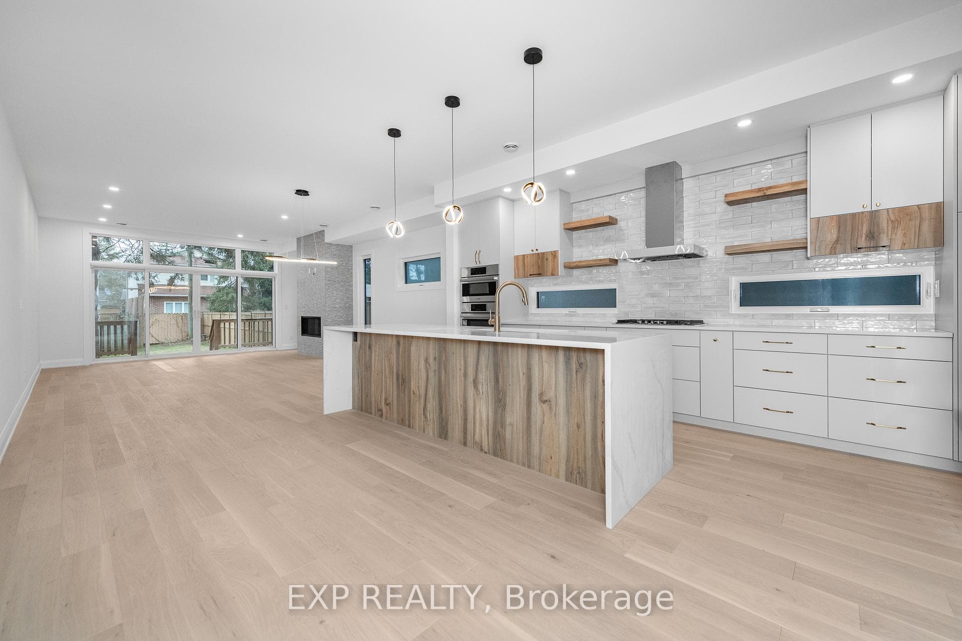 533 BROADHEAD Avenue Unit A photo 16