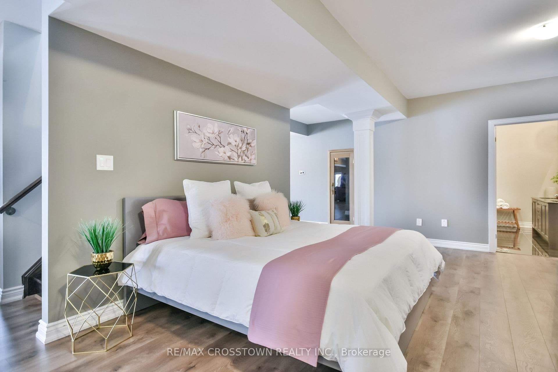 22 Stewart Crescent photo 35
