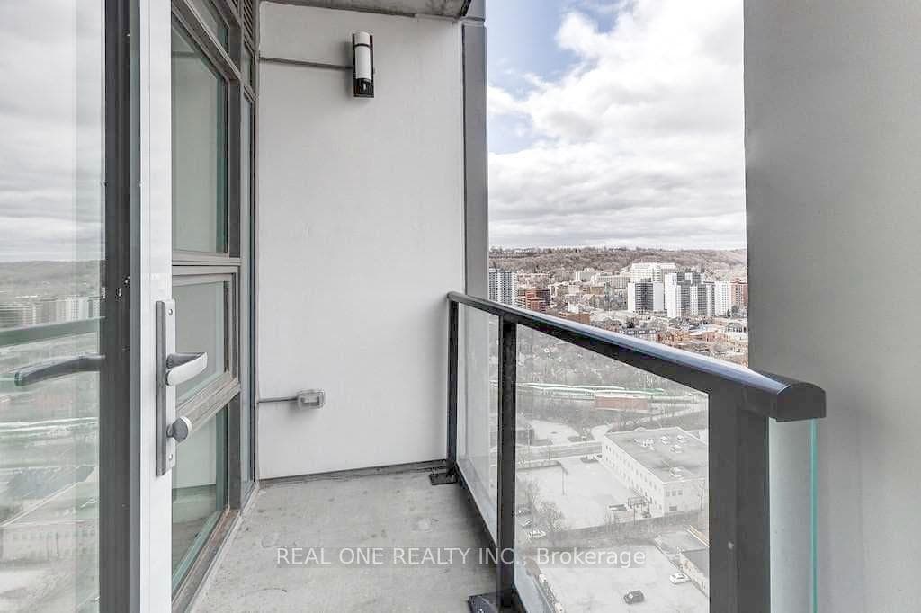 49 Walnut Street Unit 1706 photo 27
