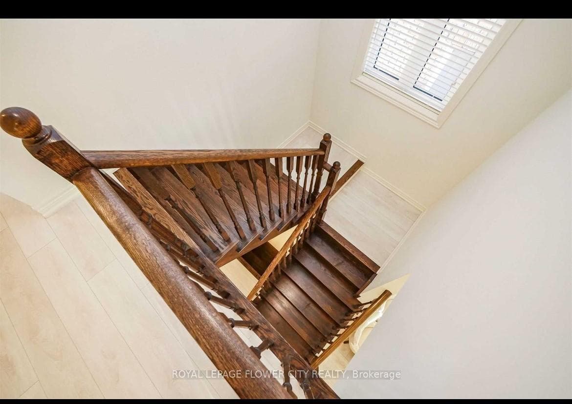 49 Truro Circle photo 18