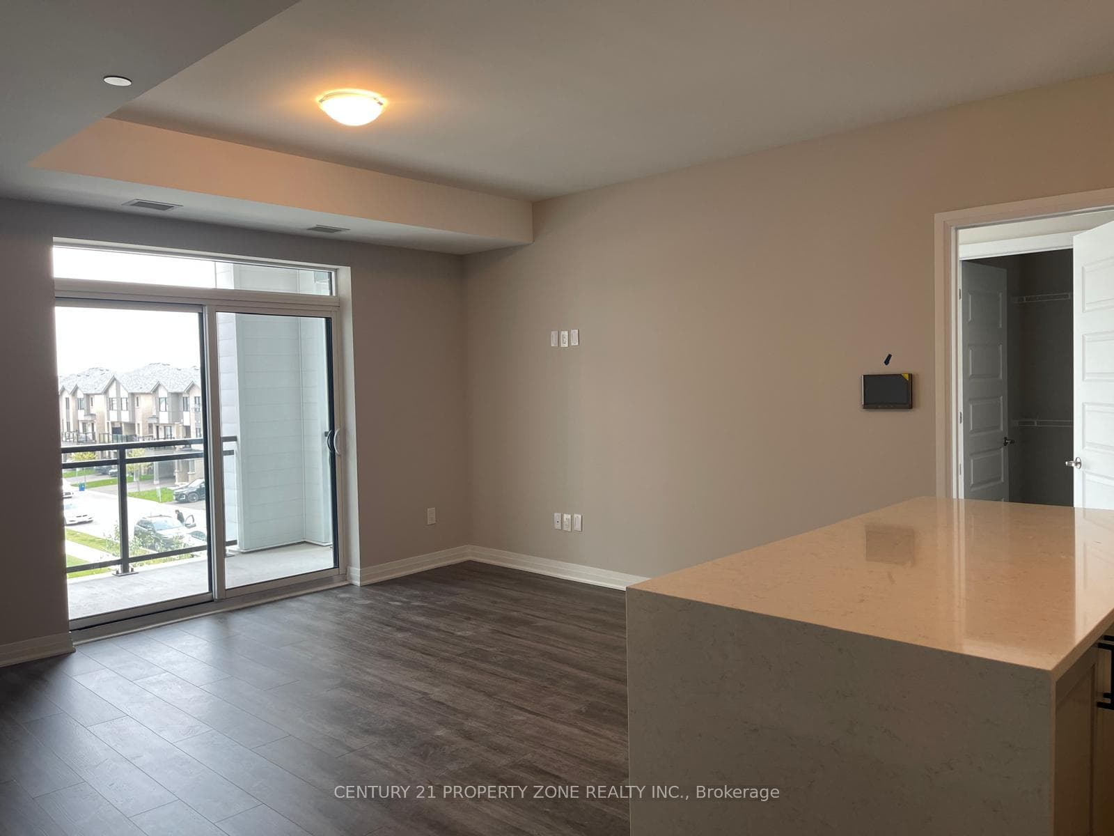 480 Gordon Krantz Avenue Unit 321 photo 17