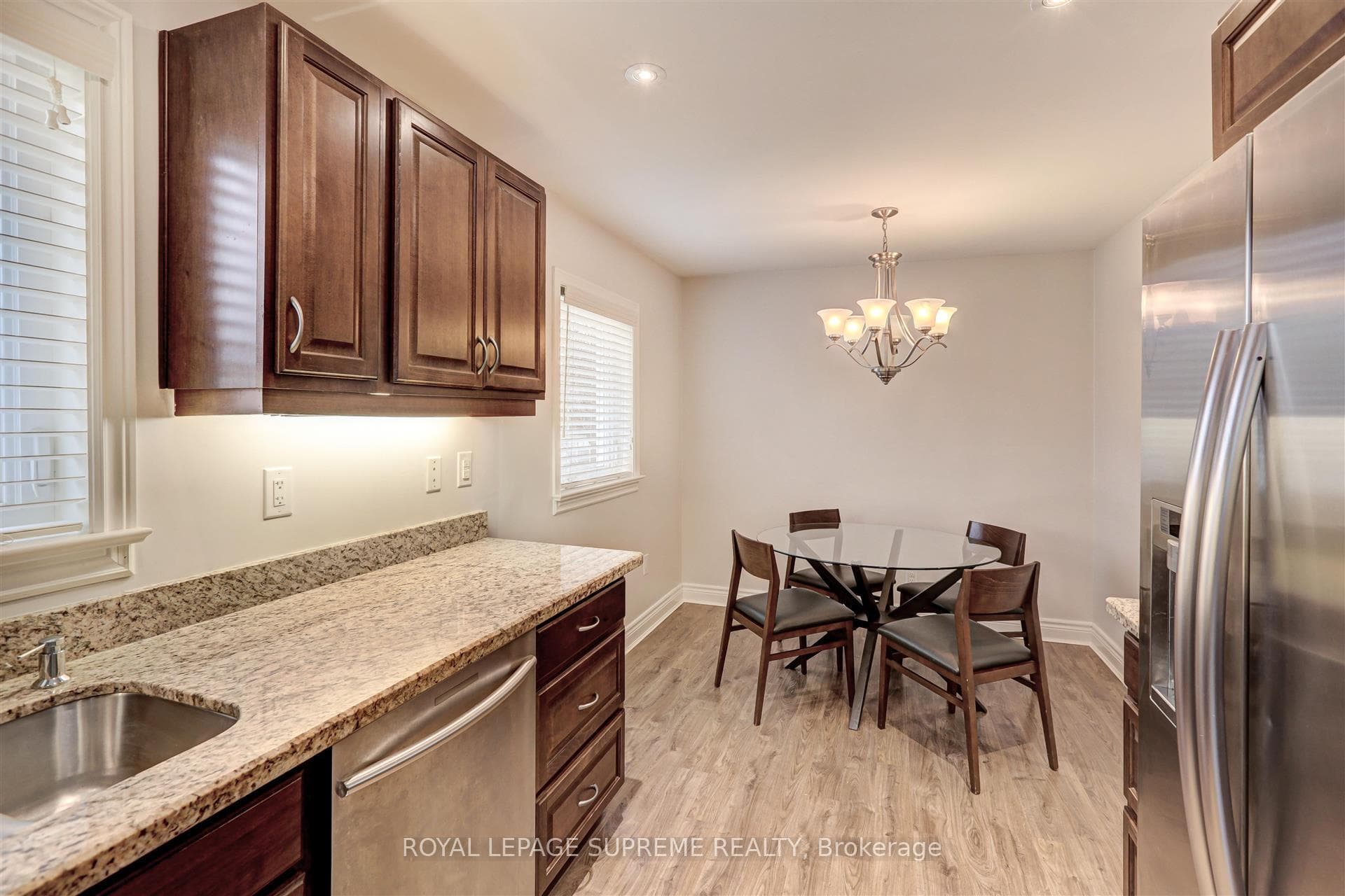 2515 Donnavale Drive Unit Main photo 9
