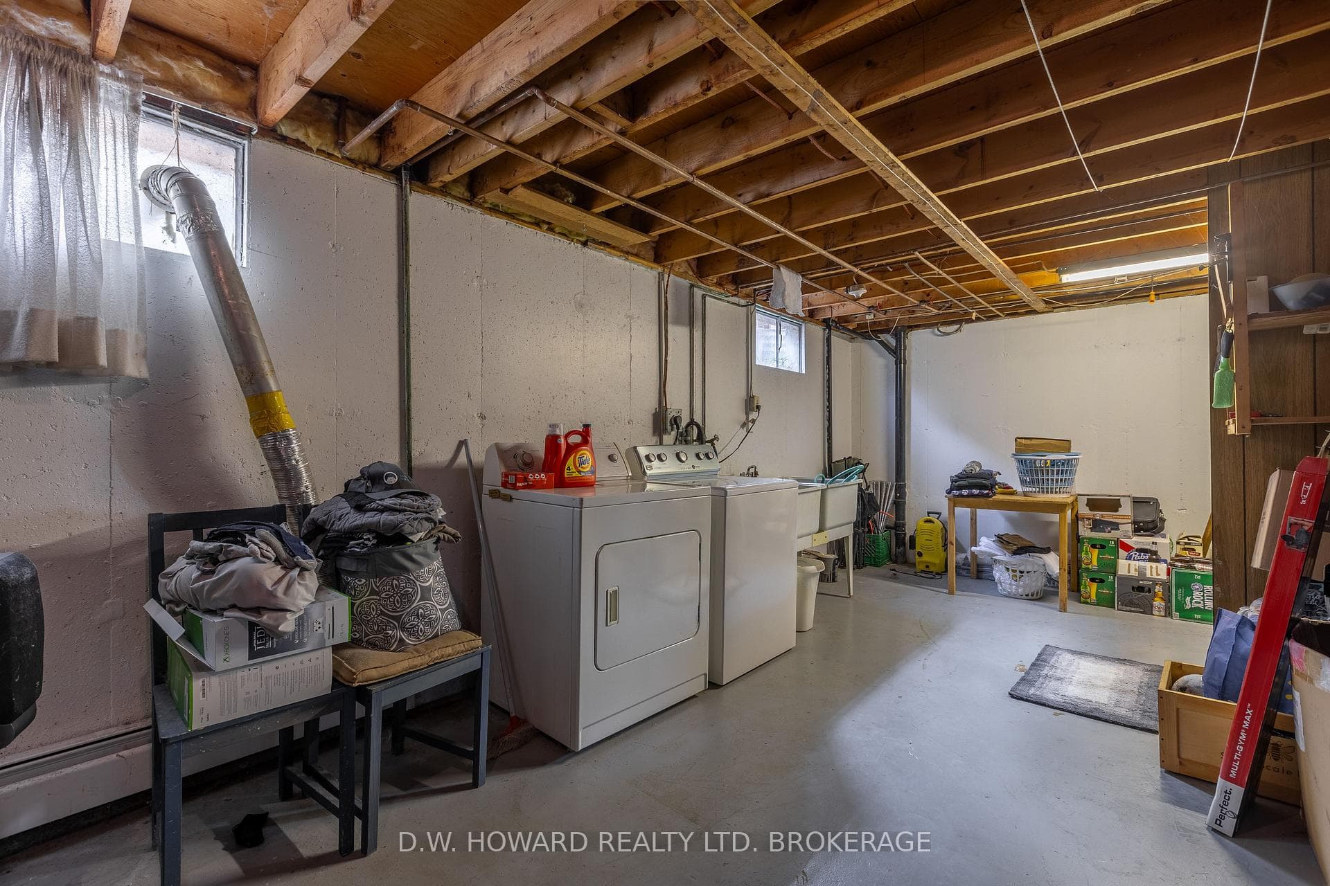 66 Watt Avenue photo 22