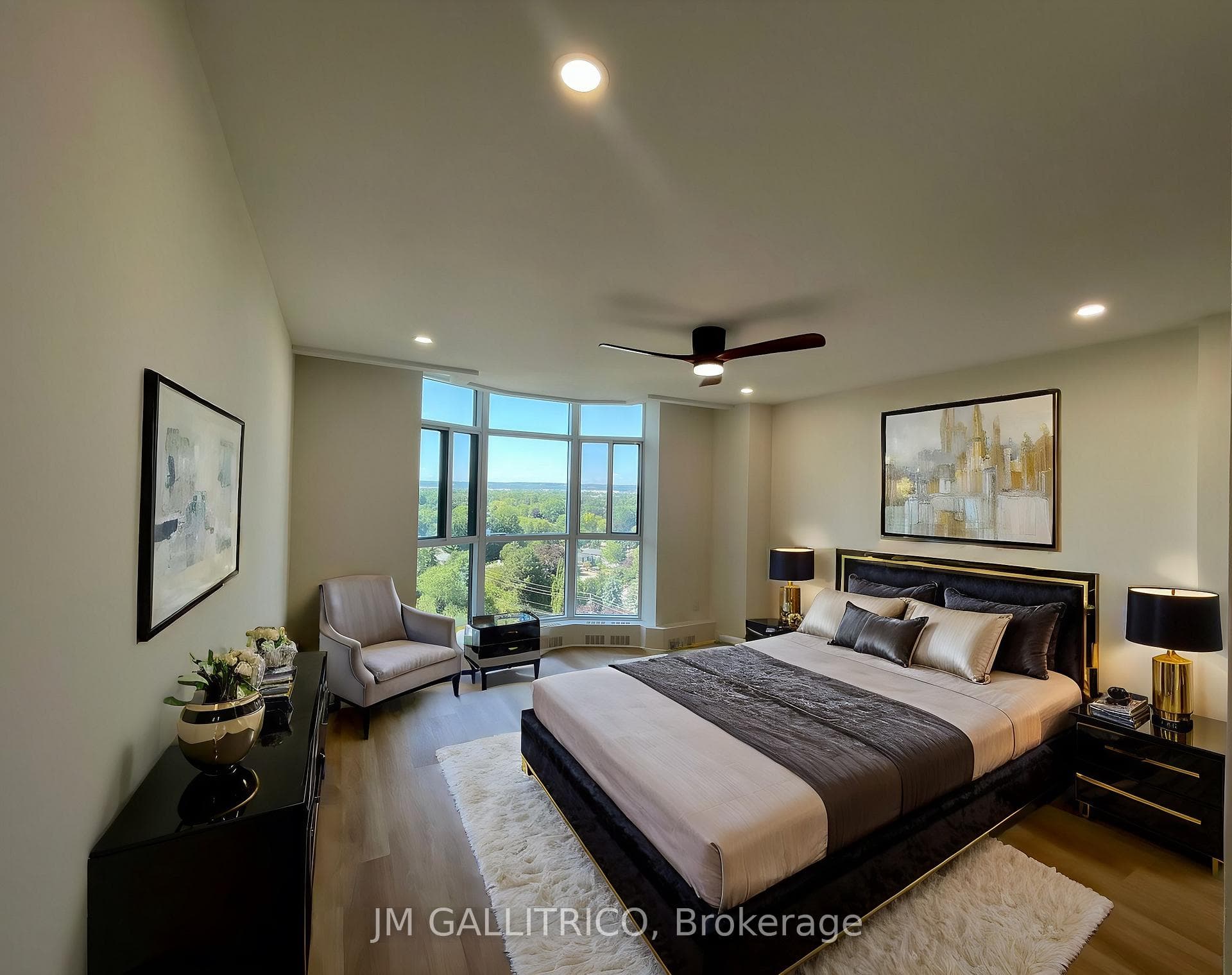 5250 Lakeshore Road Unit 1109 photo 1
