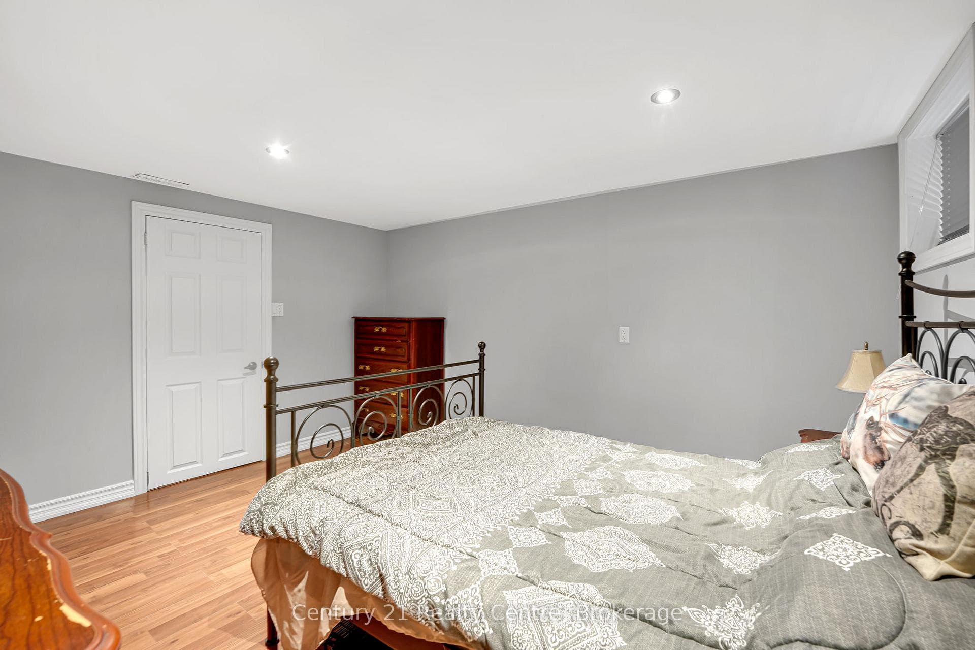 3233 Monica Drive photo 31