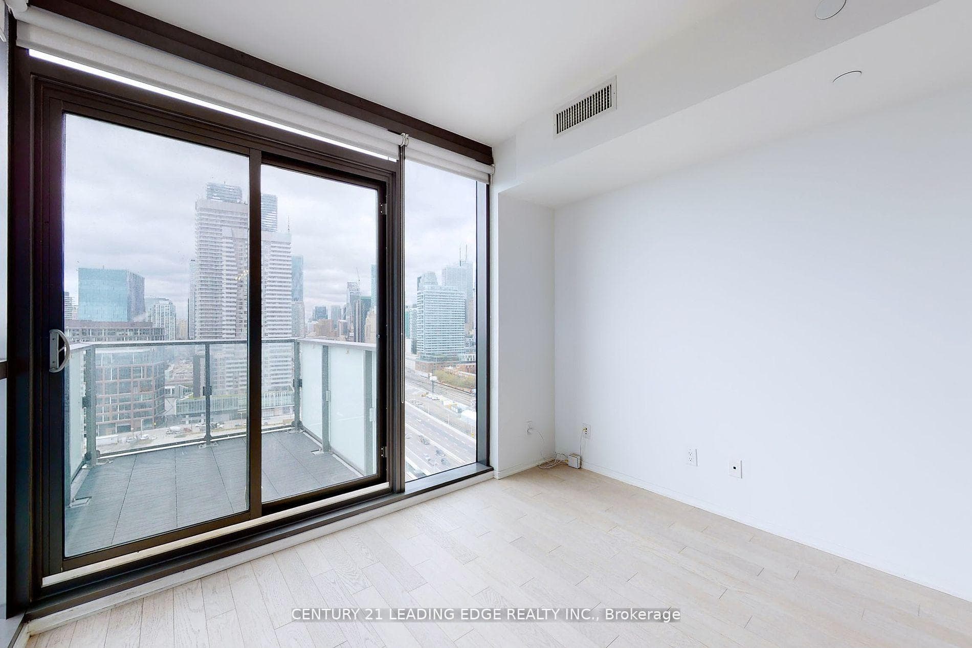 16 Bonnycastle Street Unit 1801 photo 6