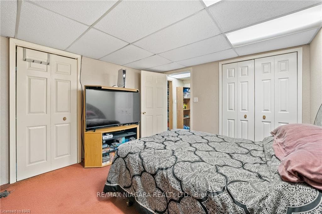3 ENGLEHART Court photo 23