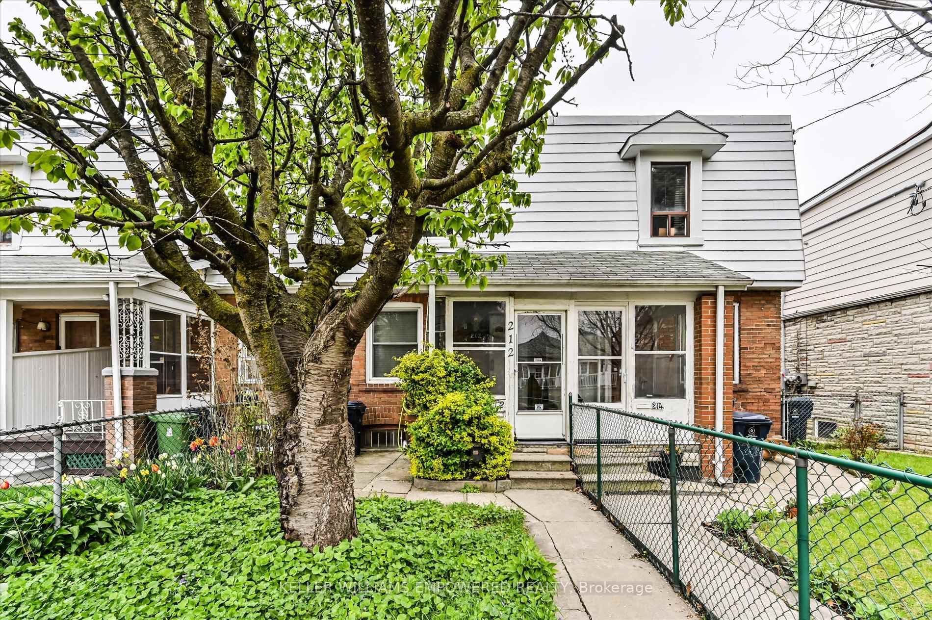 212 Silverthorn Ave
