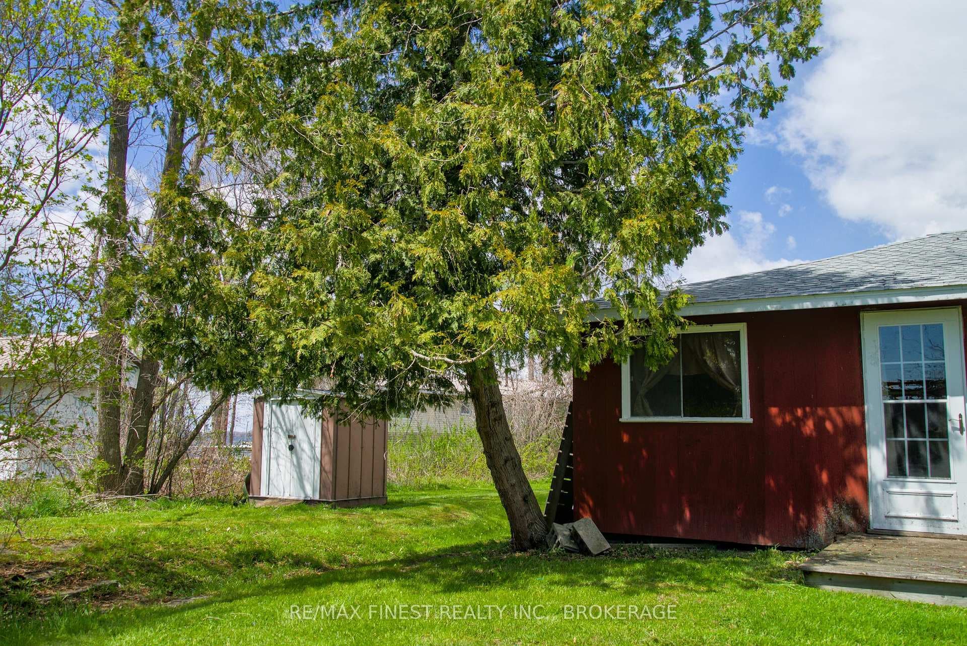 9300 Front Road photo 15