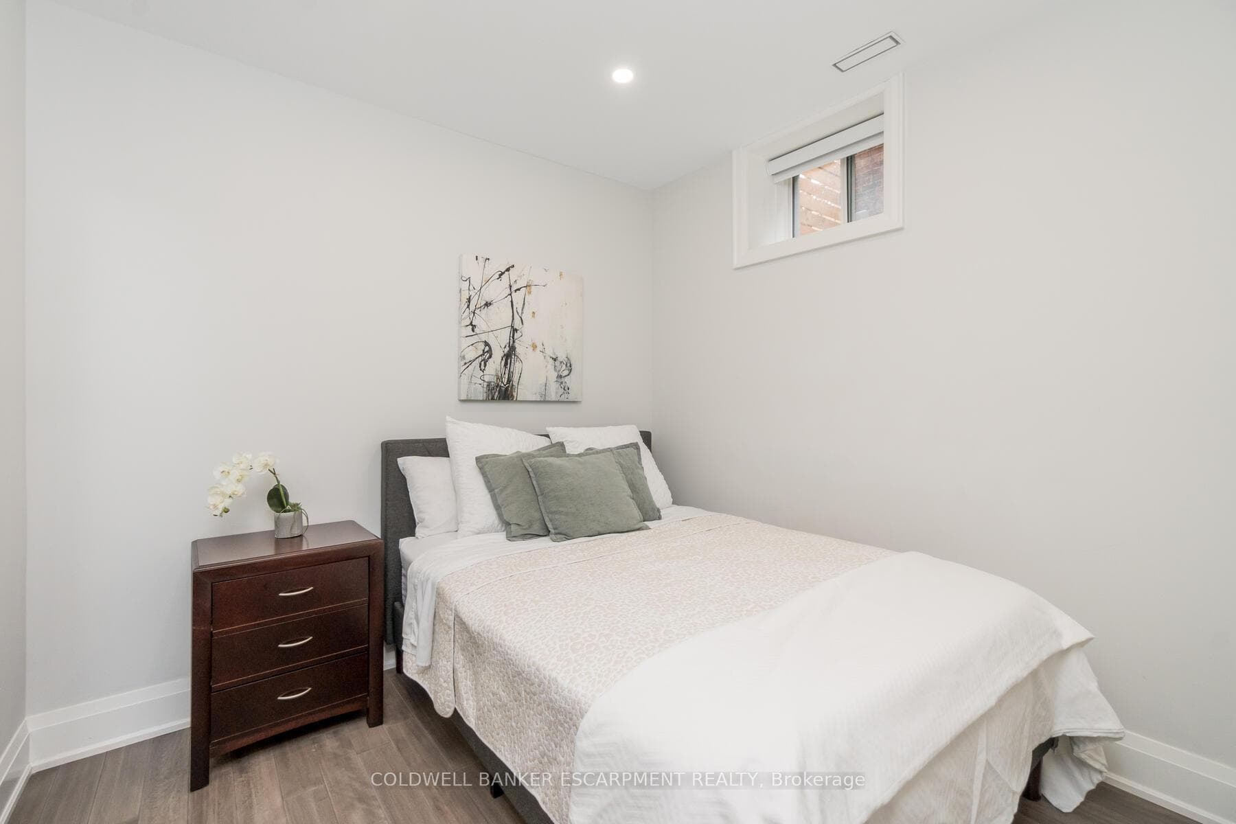 17 Bruton Road photo 27