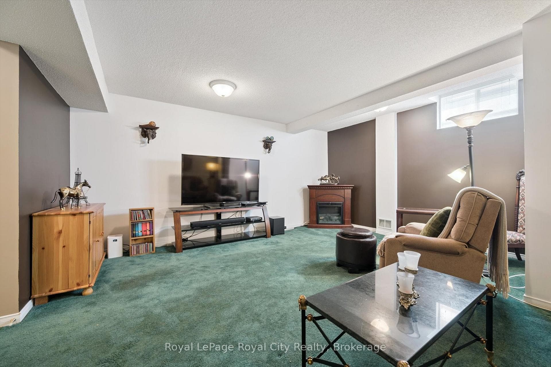 250 Starwood Drive photo 29