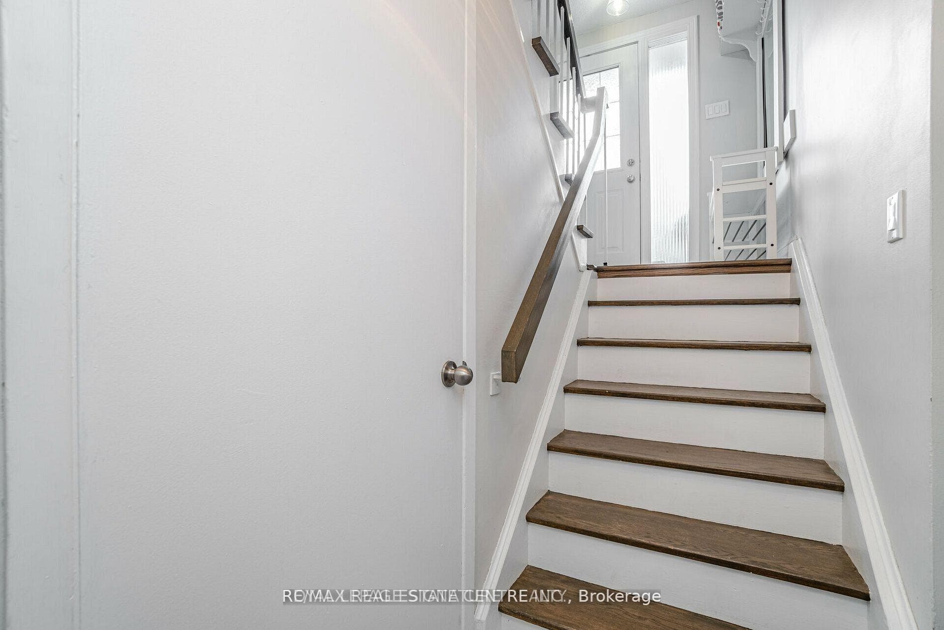 2149 Millway Gate photo 18