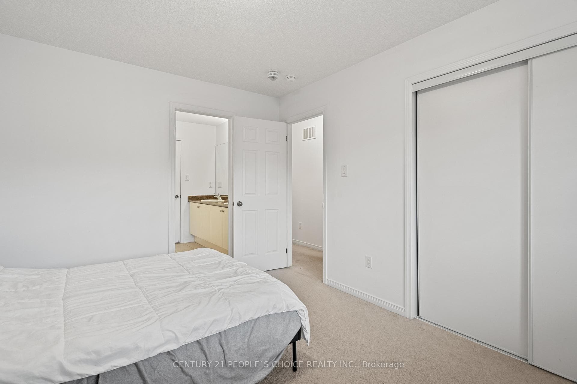 7822 Juneberry Drive photo 33
