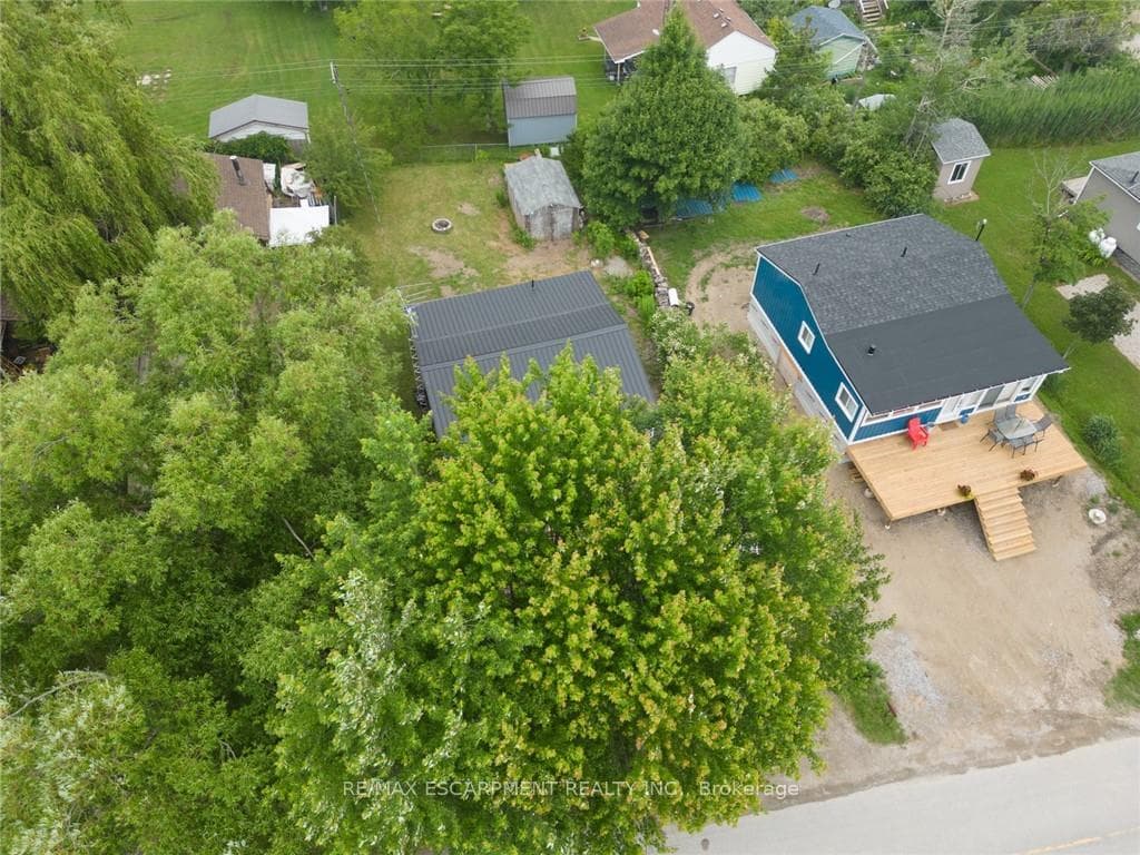 855 Lakeshore Road photo 32