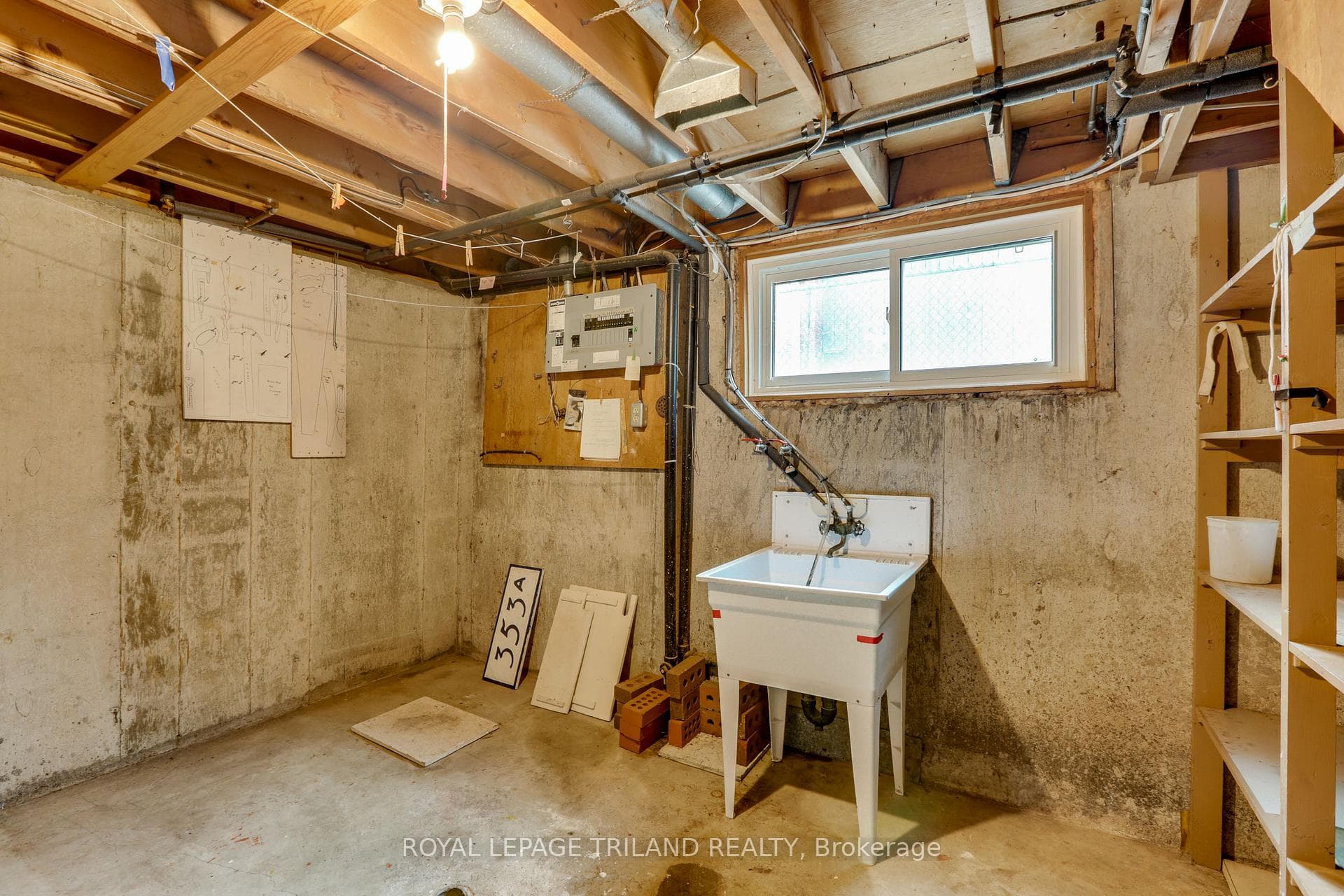 353A Manitoba Street Unit A photo 29