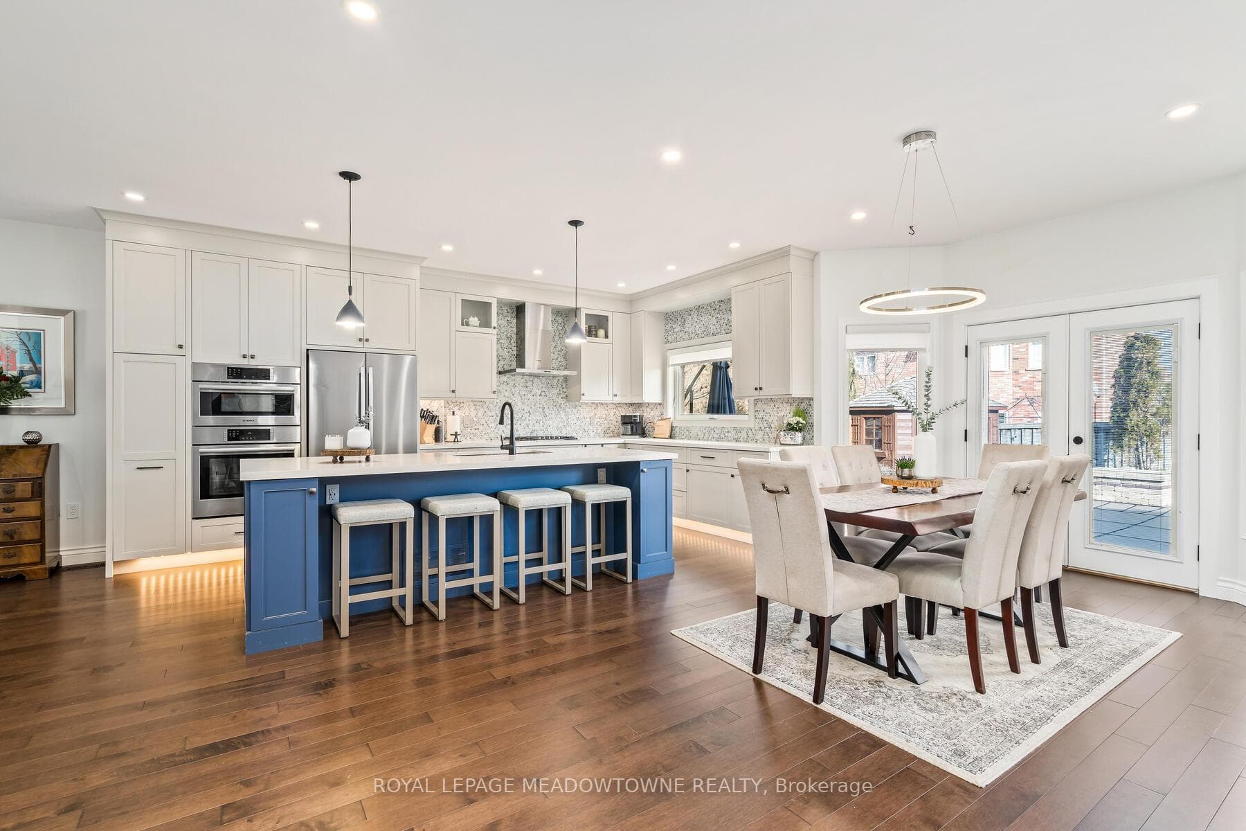 Dining Room & Kitchen