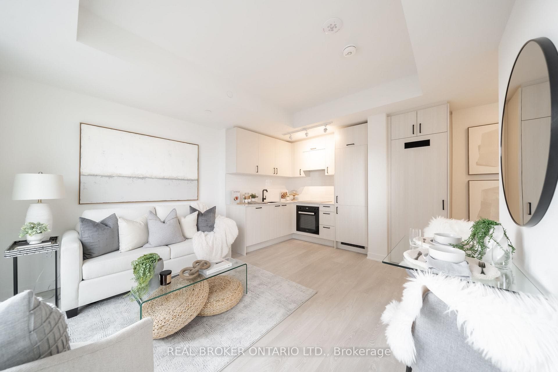 1 Quarrington Lane Unit 912 photo 8