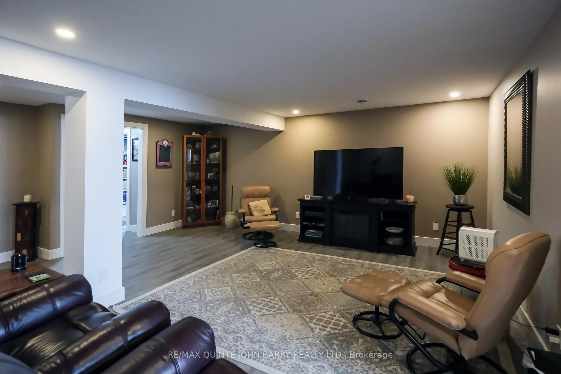 11 Algonquin Avenue photo 24