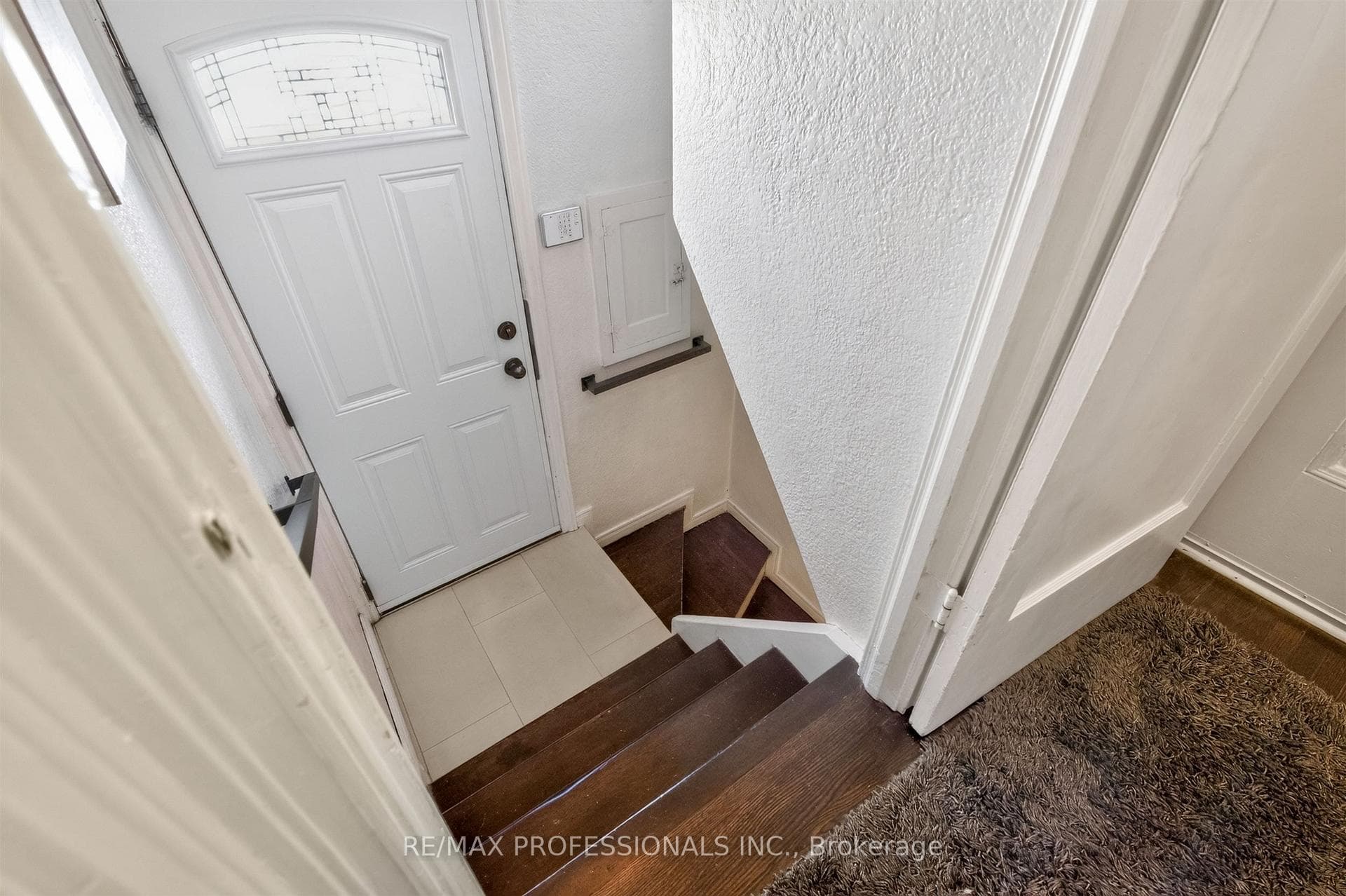 146 Government Road photo 28