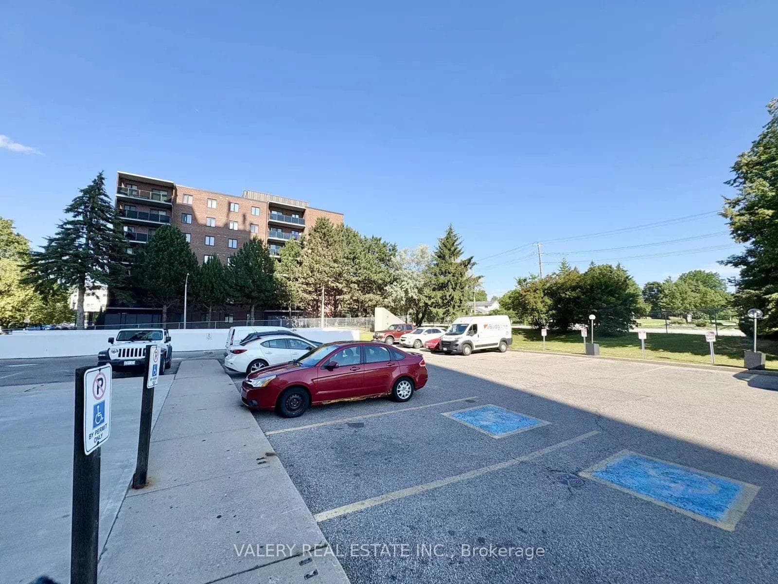 294 Chandler Drive Unit 802 photo 19