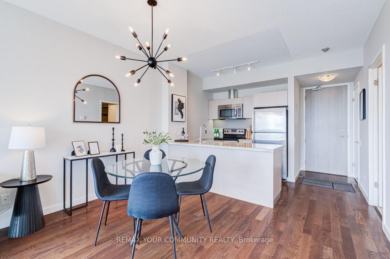 70 Distillery Lane Unit 3704 photo 16