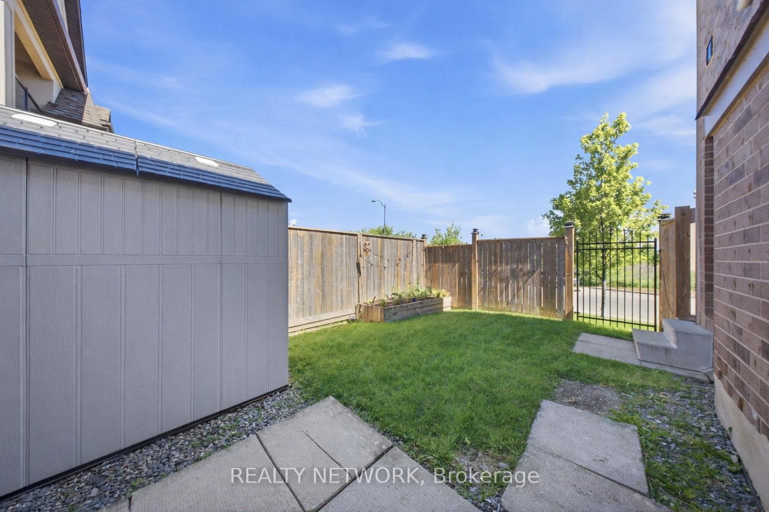 104 Sonoma Valley Crescent photo 34