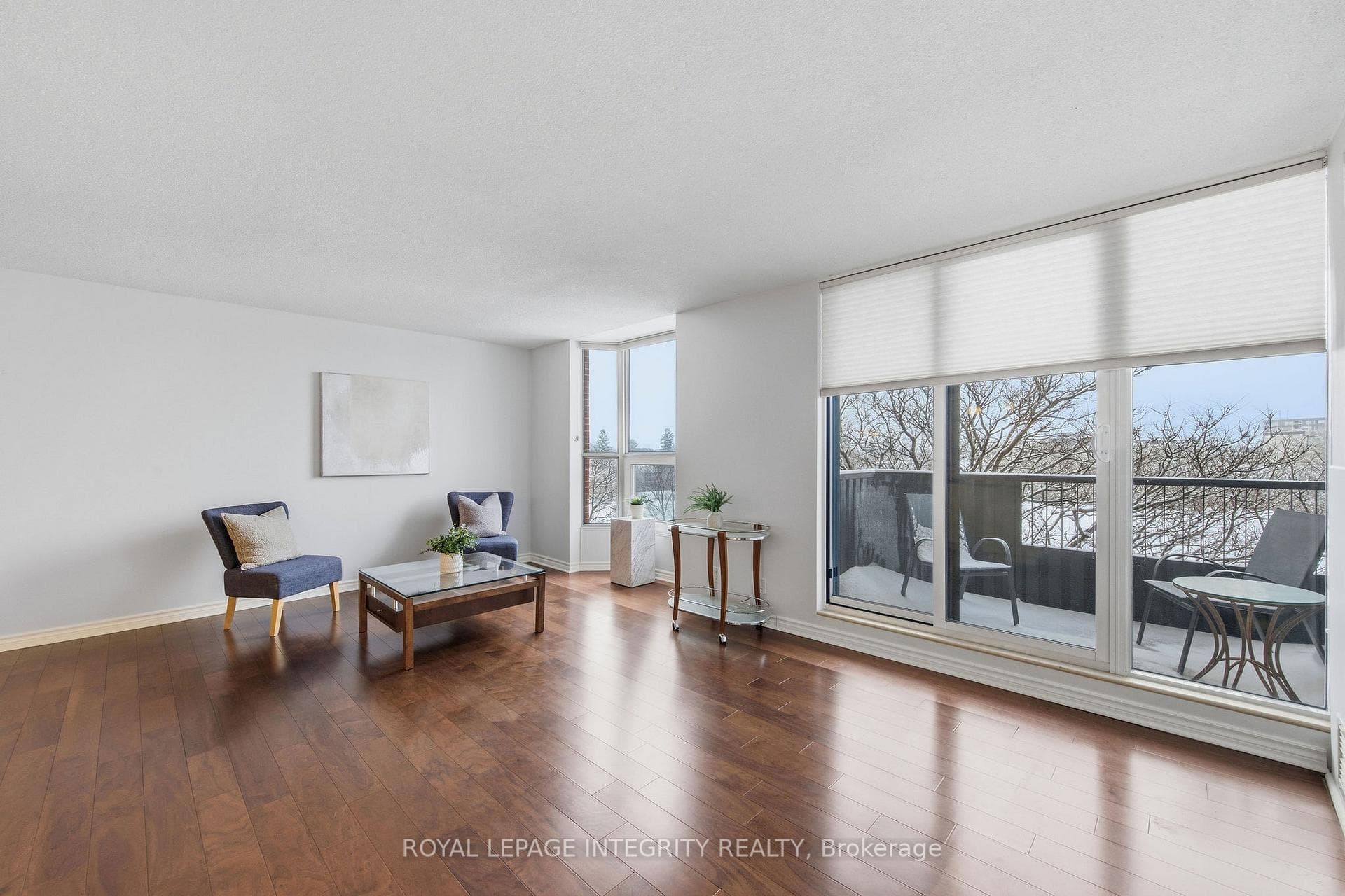 2951 Riverside Drive Unit 305 photo 23