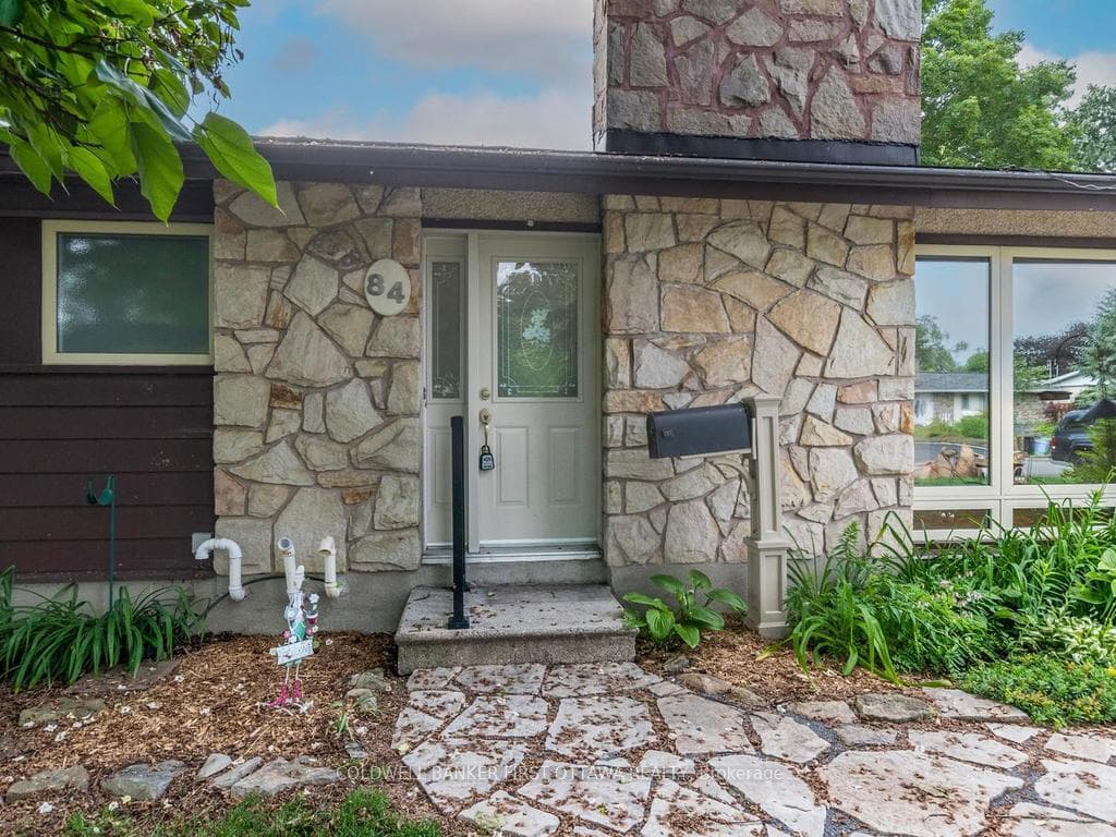 84 Cleadon Drive photo 5