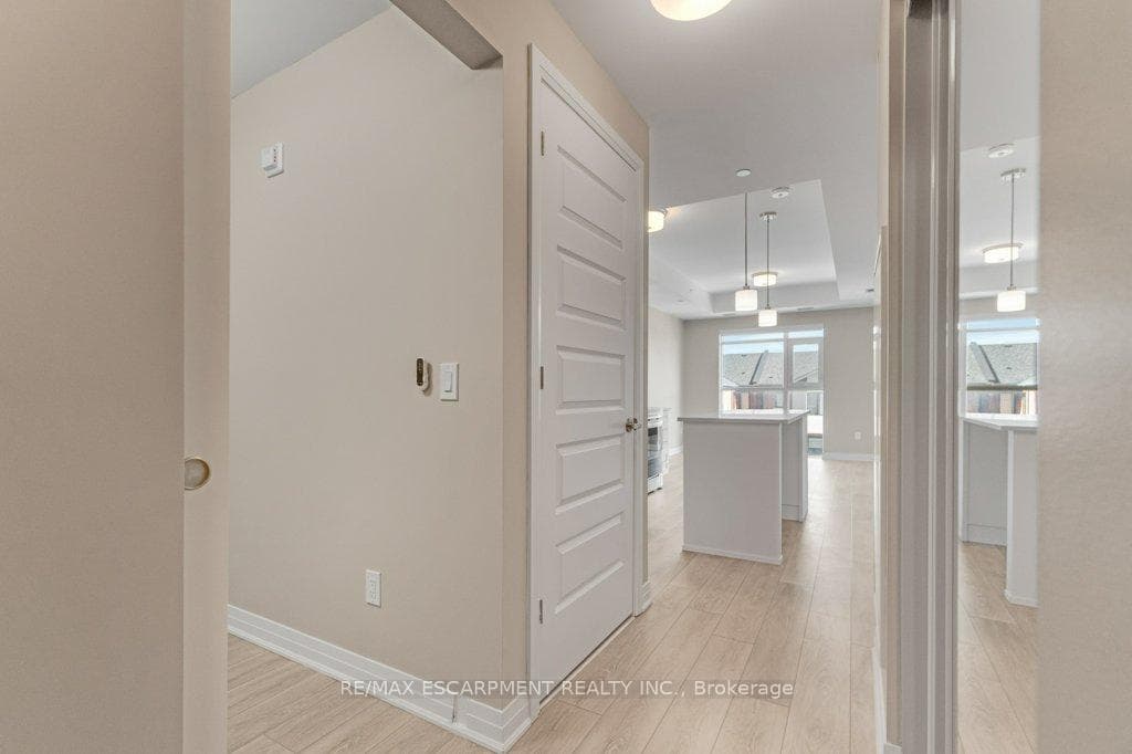 480 Gordon Krantz Avenue Unit 303 photo 27
