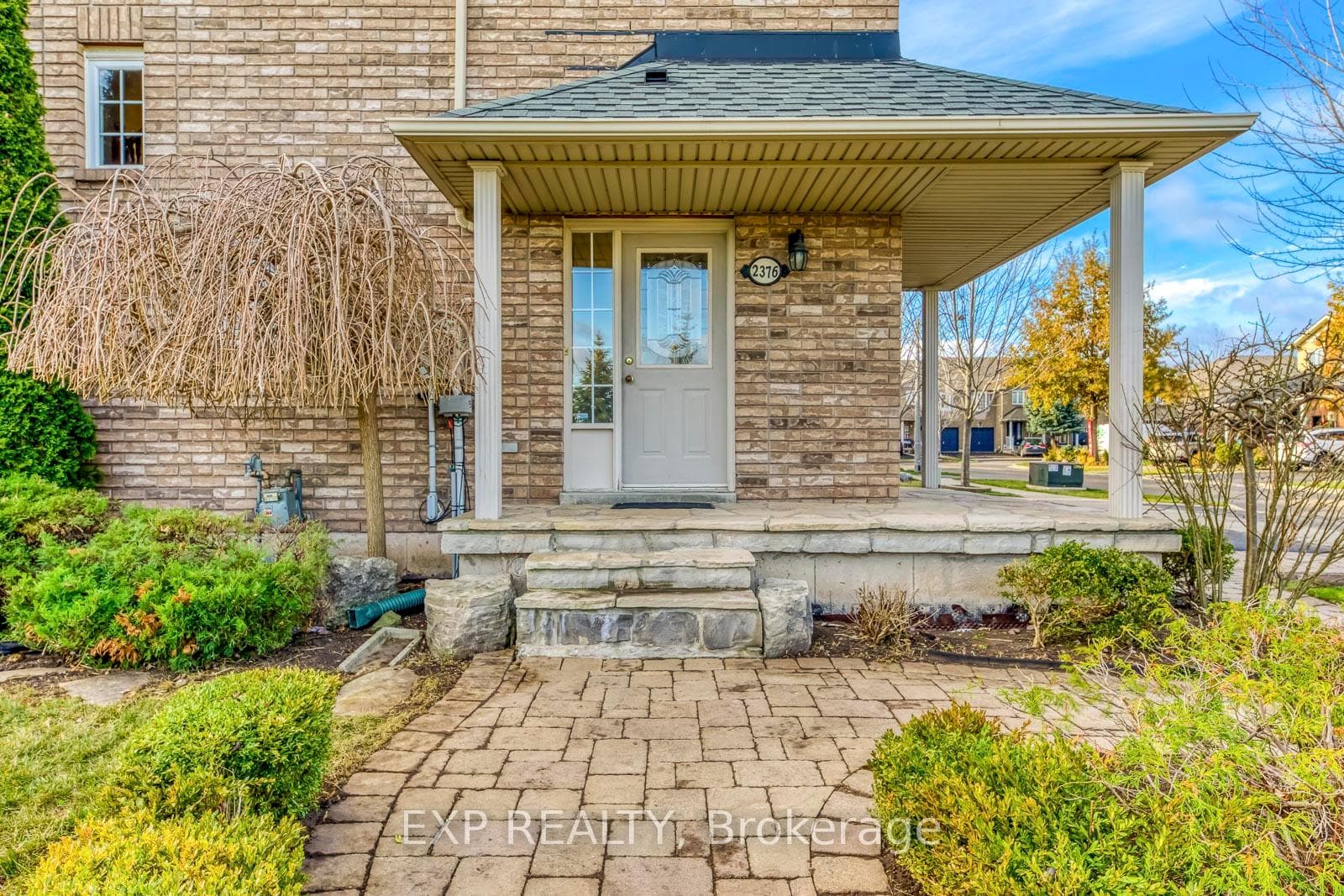 2376 Highcroft Road photo 4