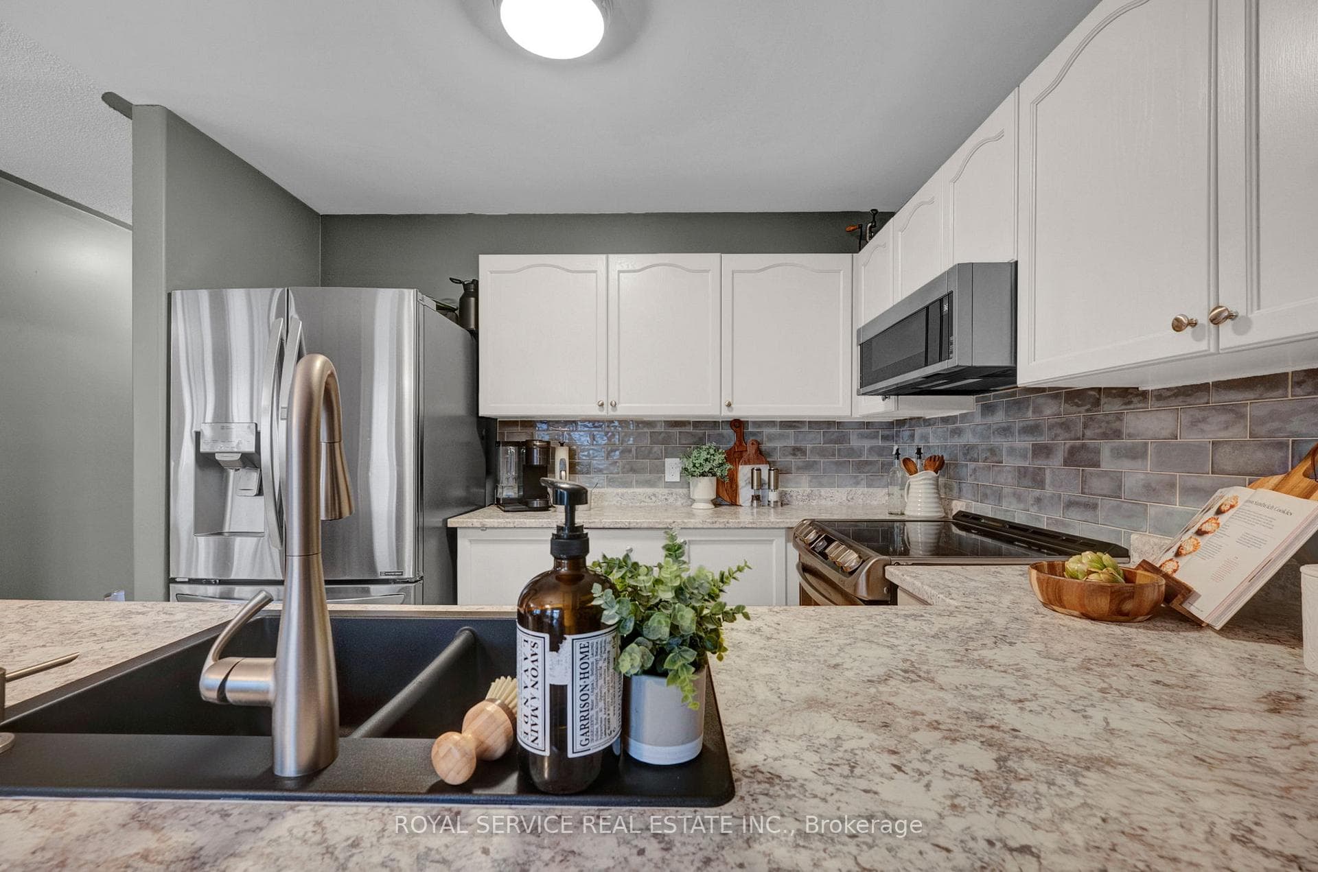 308 Woodward Avenue photo 16