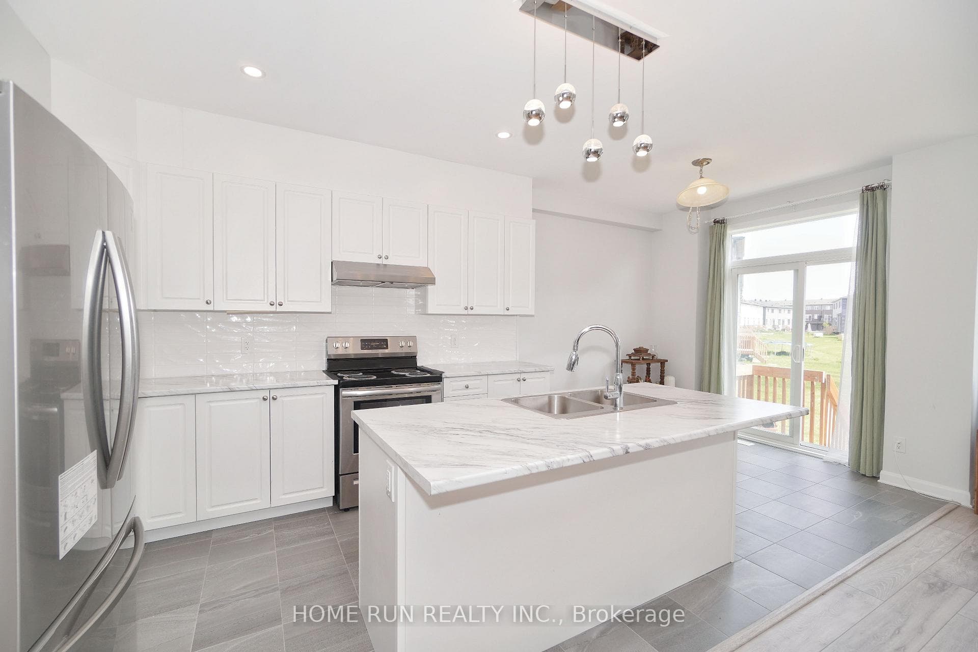 63 NATARE Place photo 13