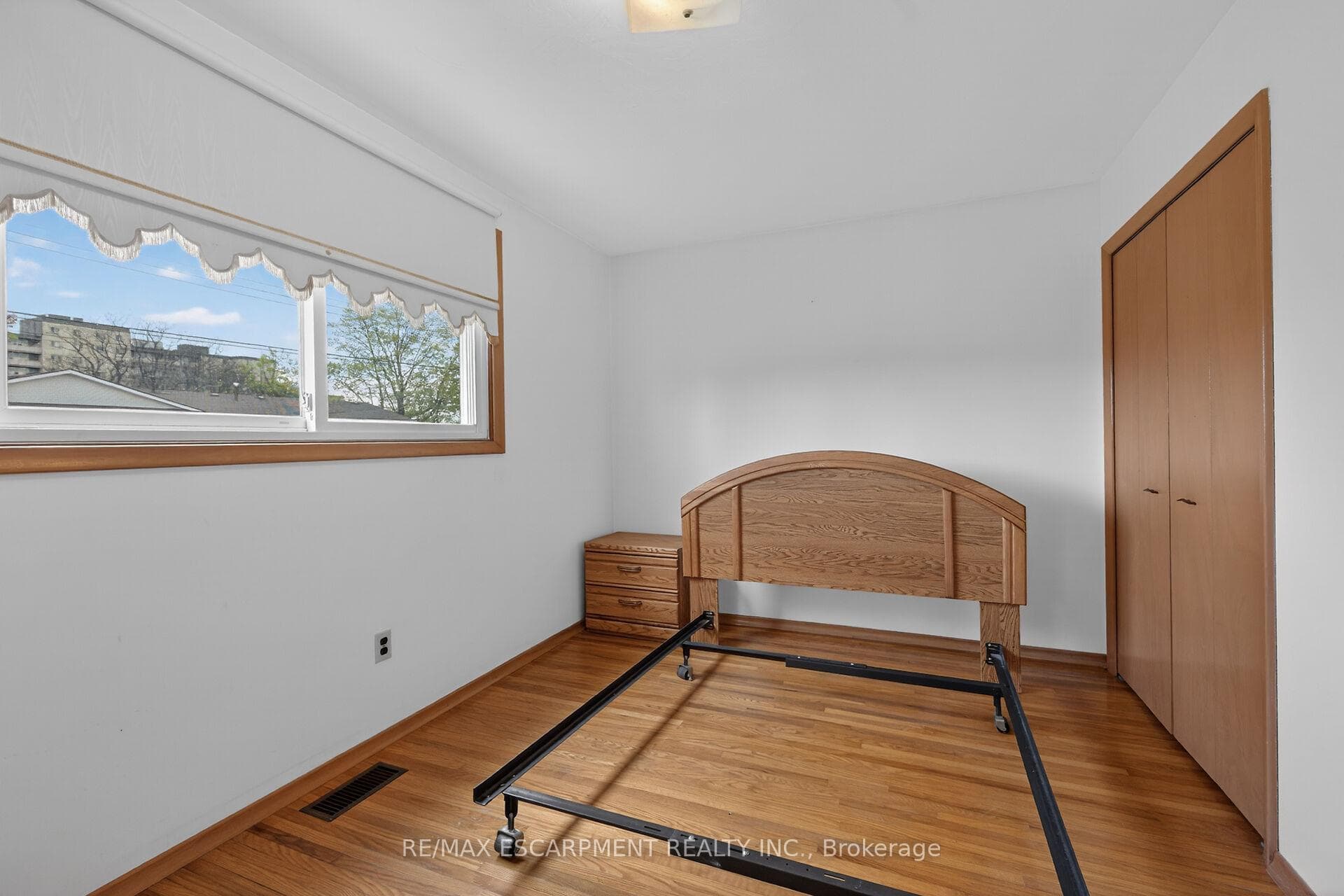 336 Montmorency Drive photo 23